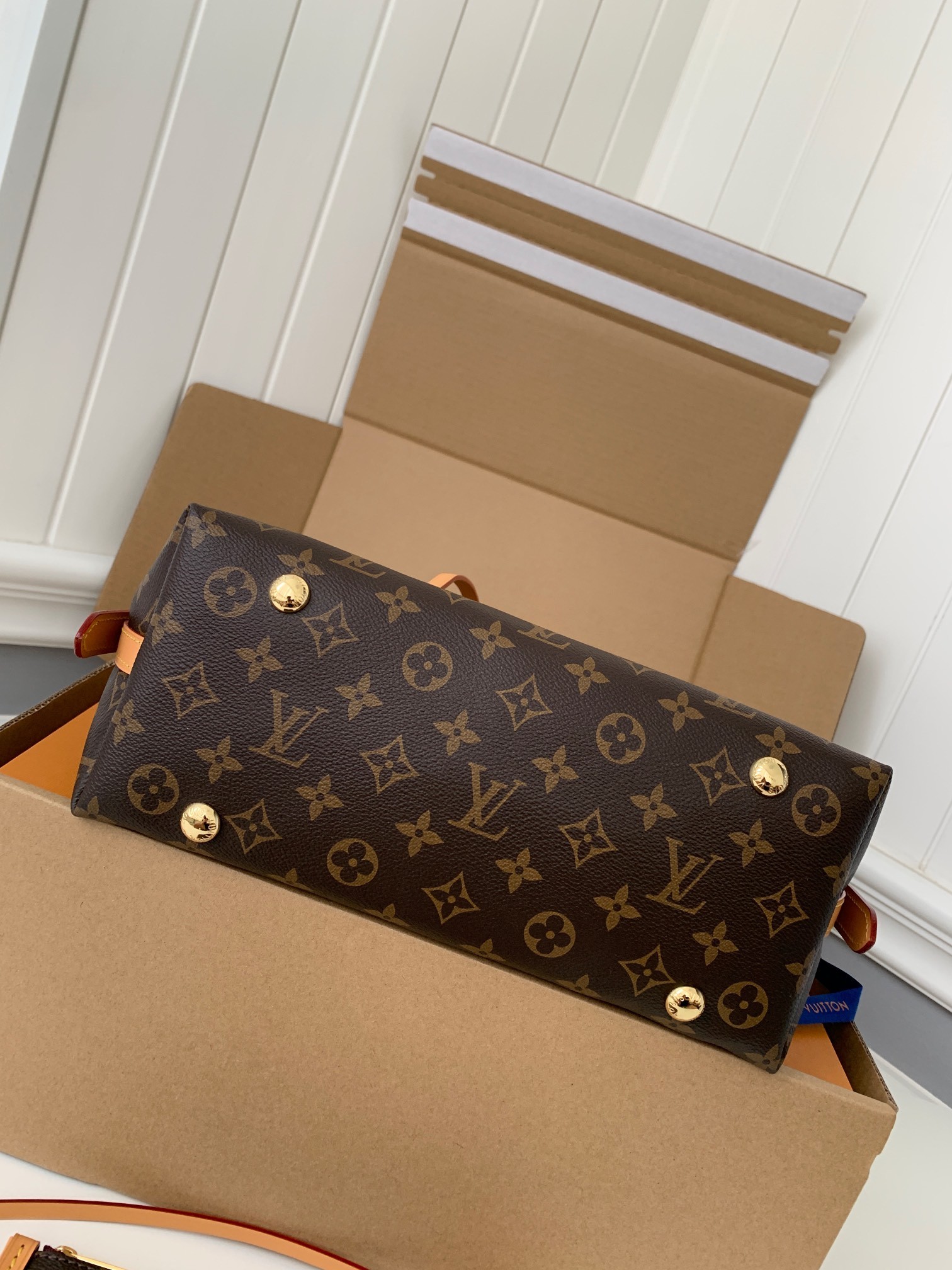 「#688」 Lovis Vuitton CARRYALL M46203 size:29*24*12cm - Image 4