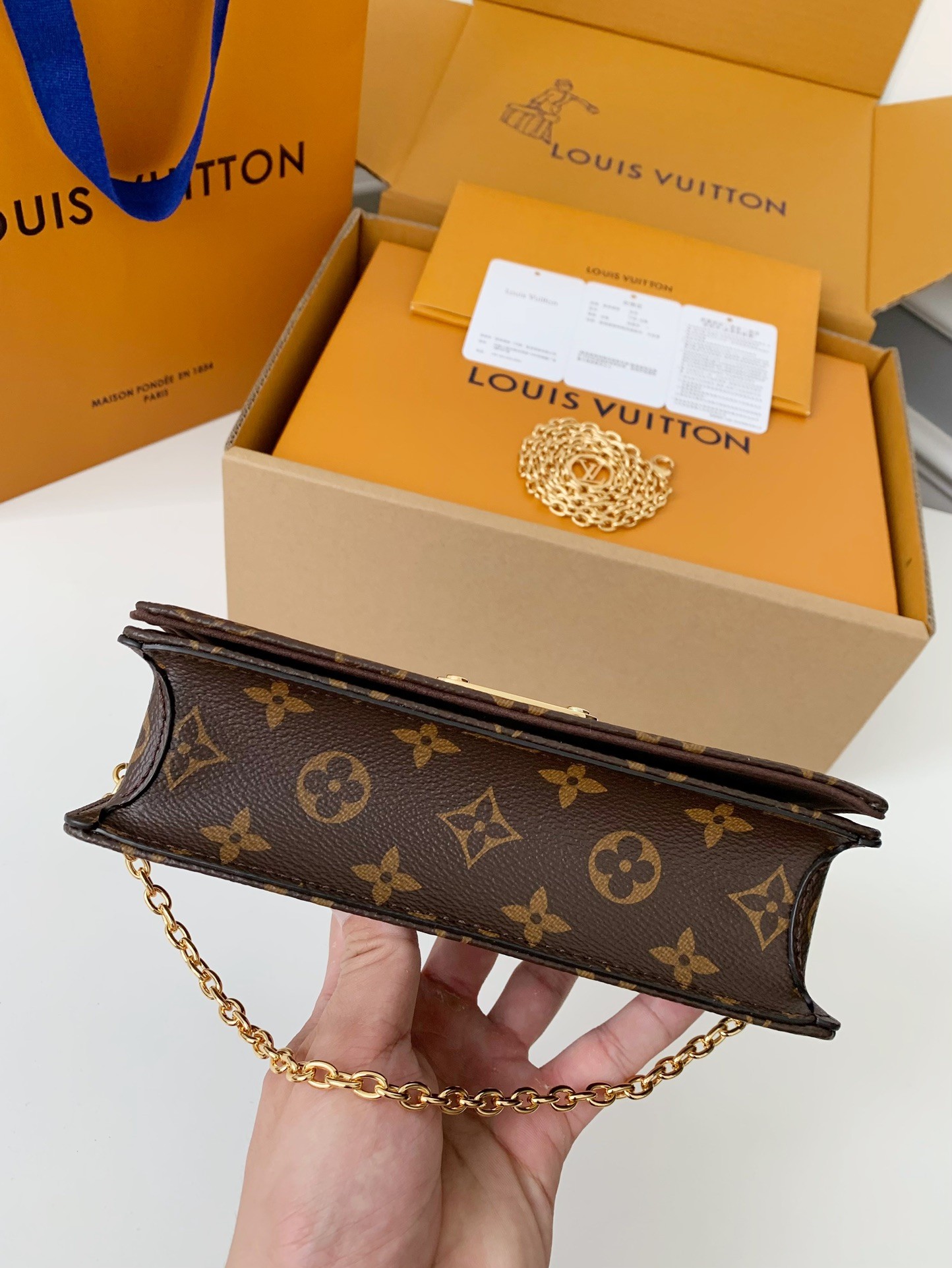 「#695」 LOUIS VUITTON WALLET ON CHAIN LILY M82509 size:20.7*10.2*3.5cm - Image 4