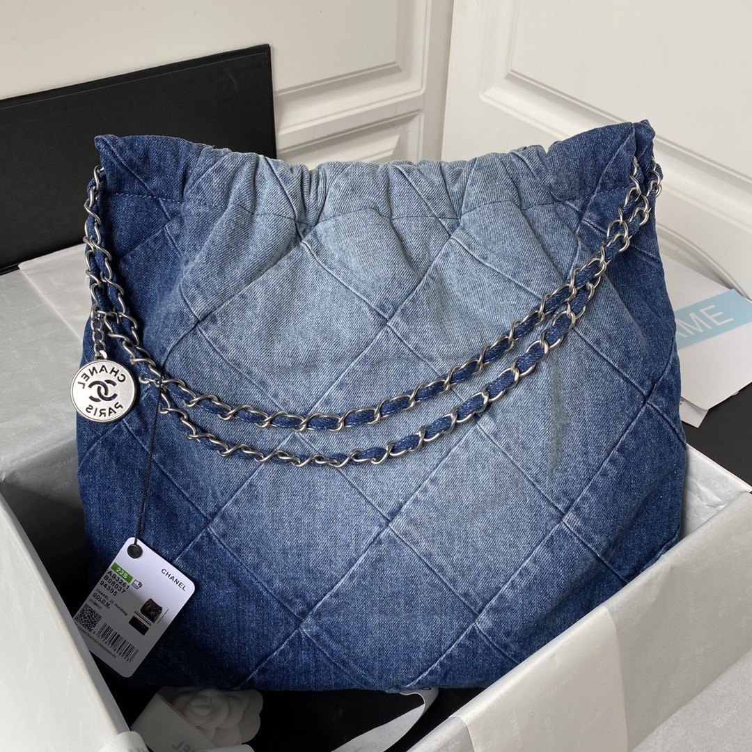 「#700」2023S 22 bag AS3261 39×42×8cm - Image 2