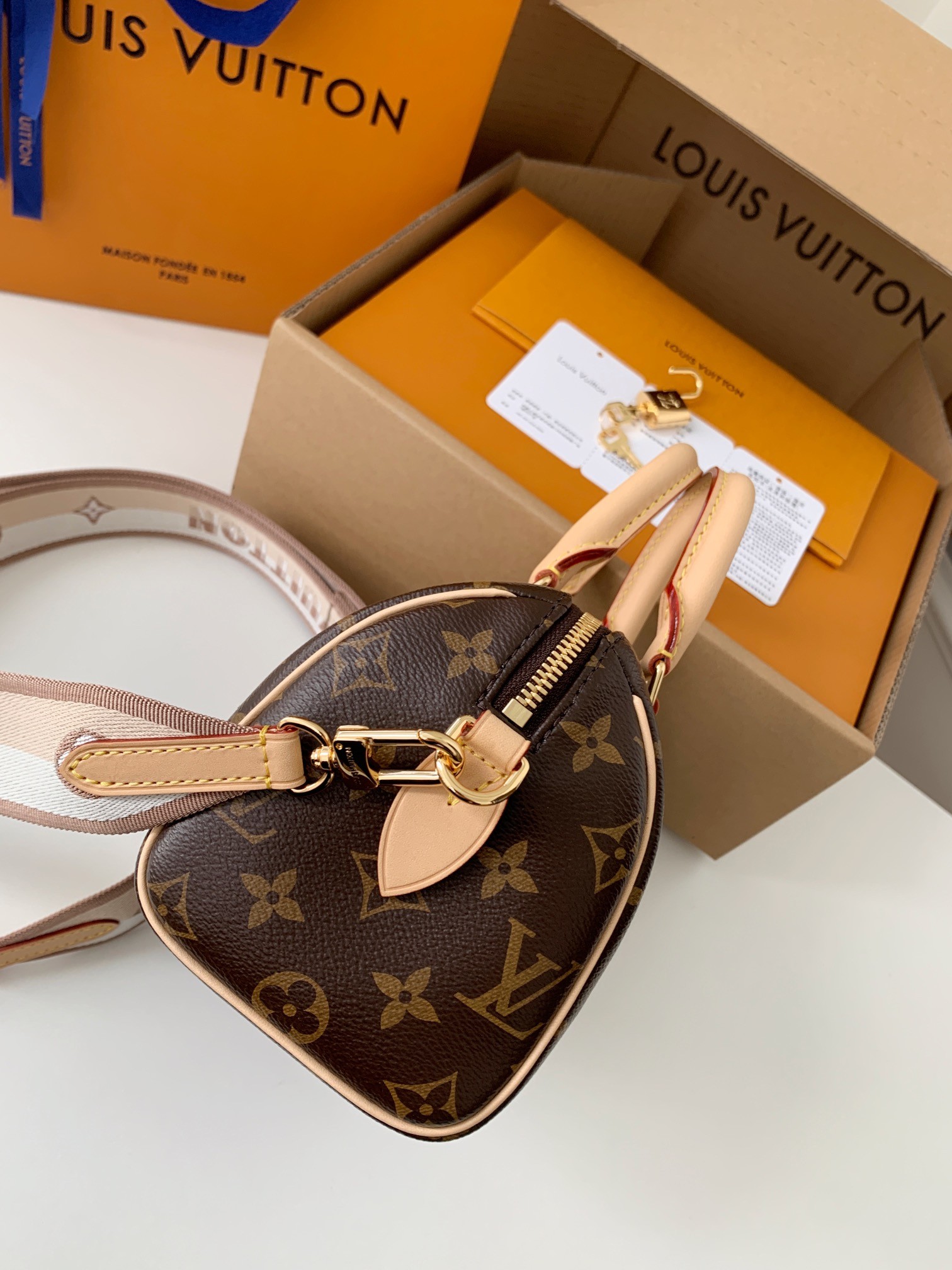 「#701」 Lovis Vuitton SPEEDY BANDOULIÈRE M46222 size:20.5*13.5*12cm - Image 3