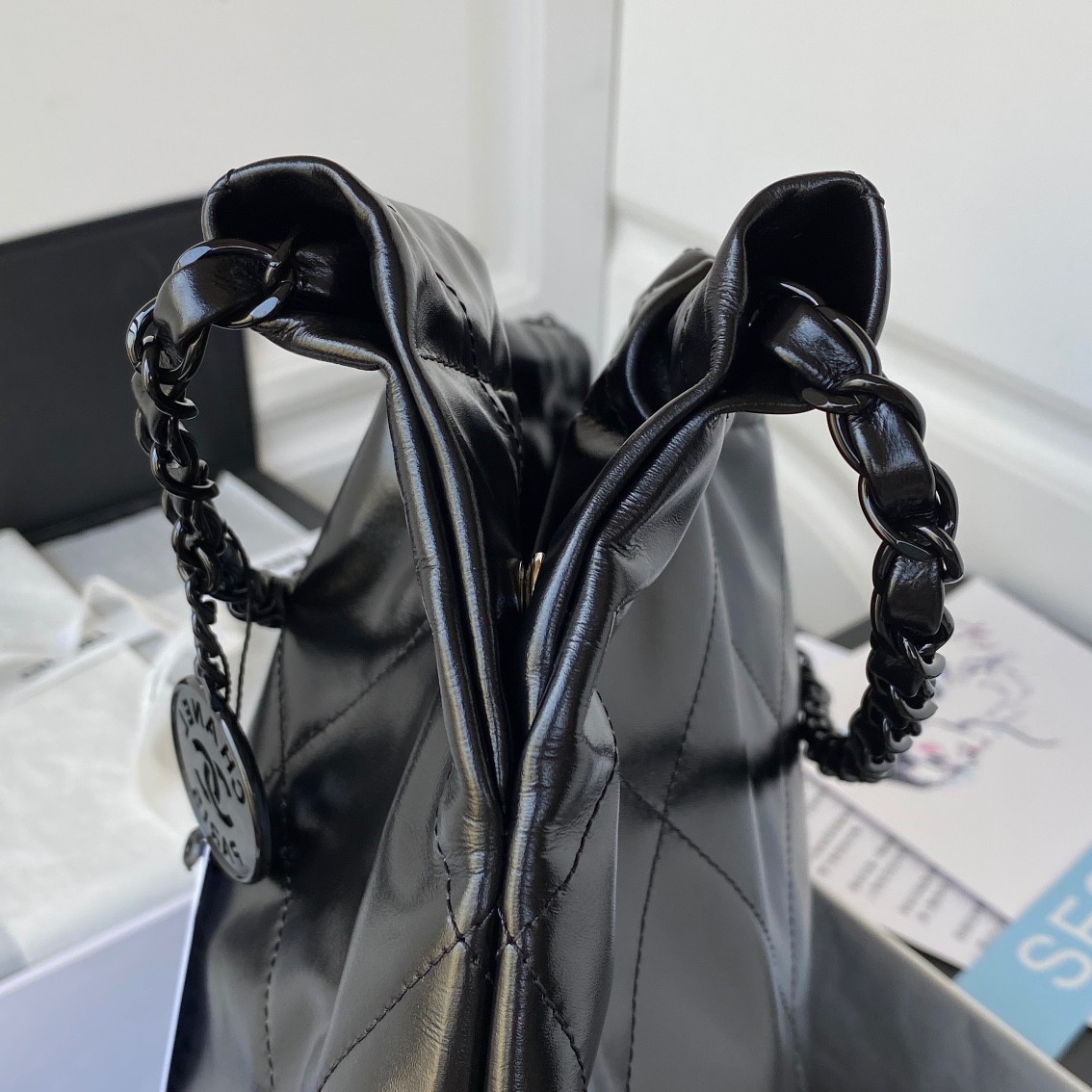 「#719」2023S 22 bag AS3261 39×42×8cm - Image 5