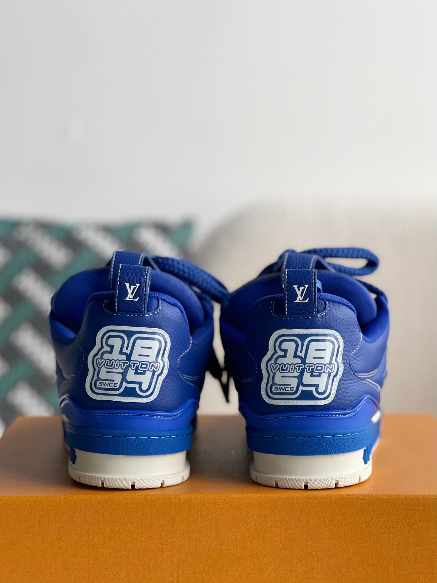 「#736」LOUIS VUITTON Skate - Image 5