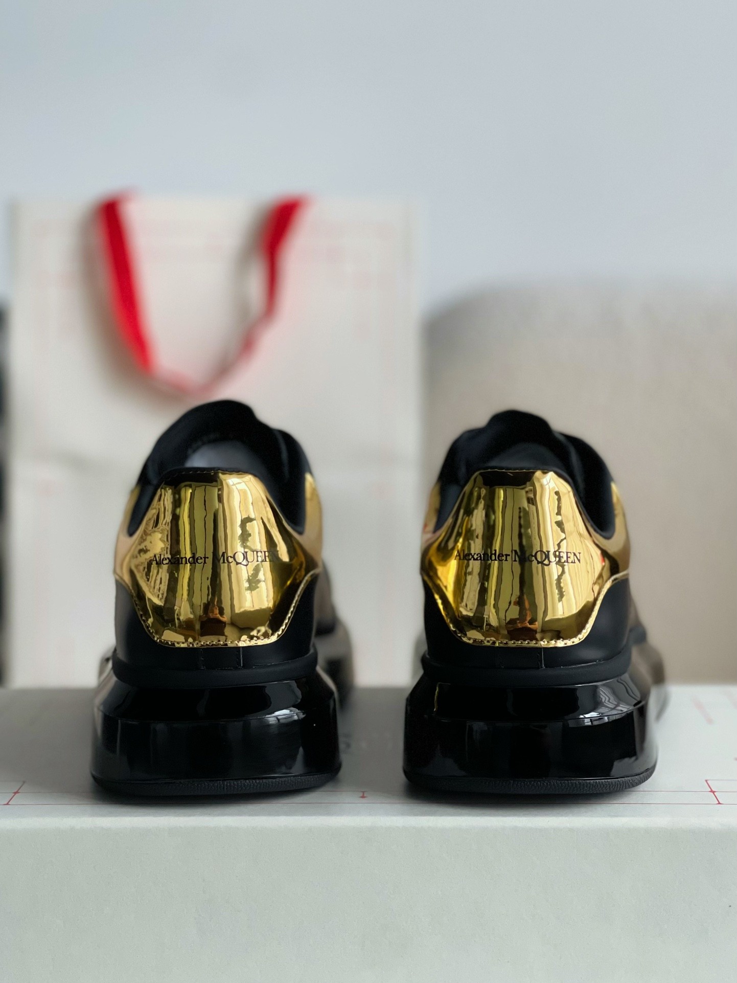 「#739」Alexander McQueen Sneaker - Image 5