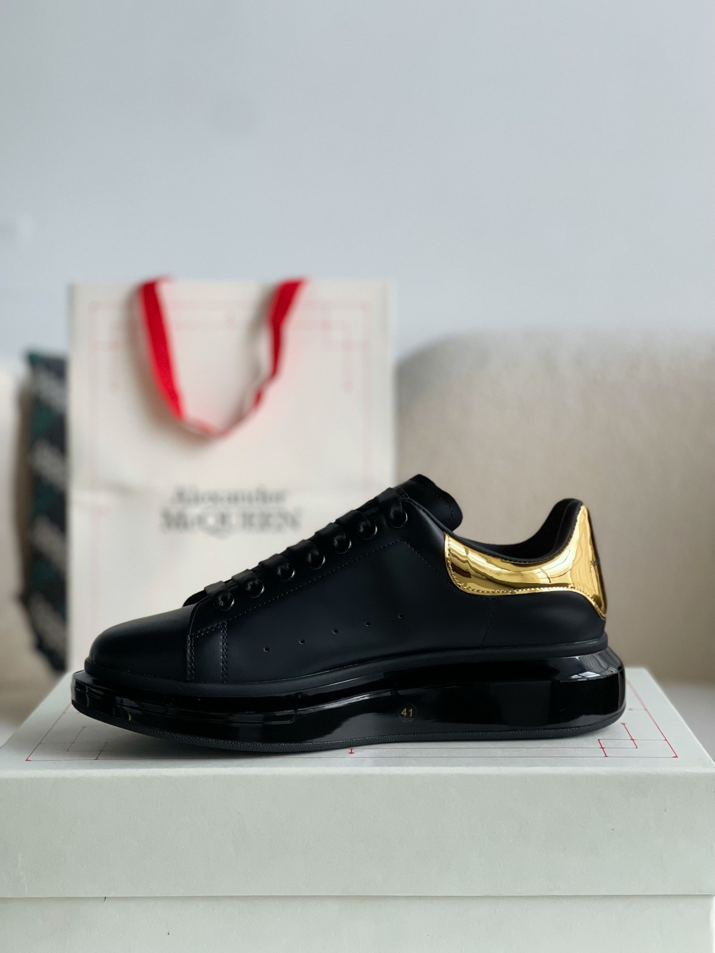 「#739」Alexander McQueen Sneaker - Image 4