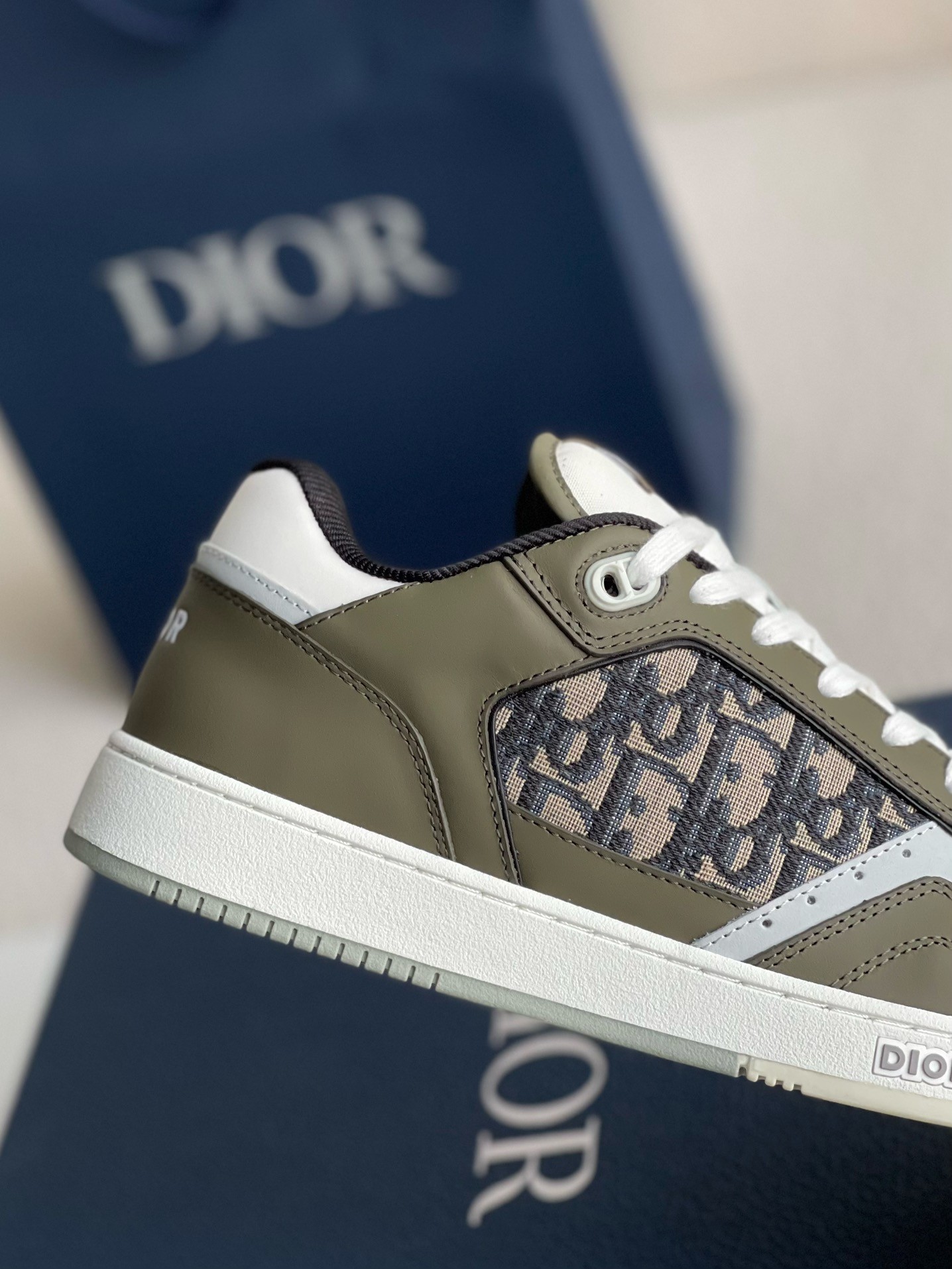 「#756」DIOR B27 Oblique Sneakers - Image 3