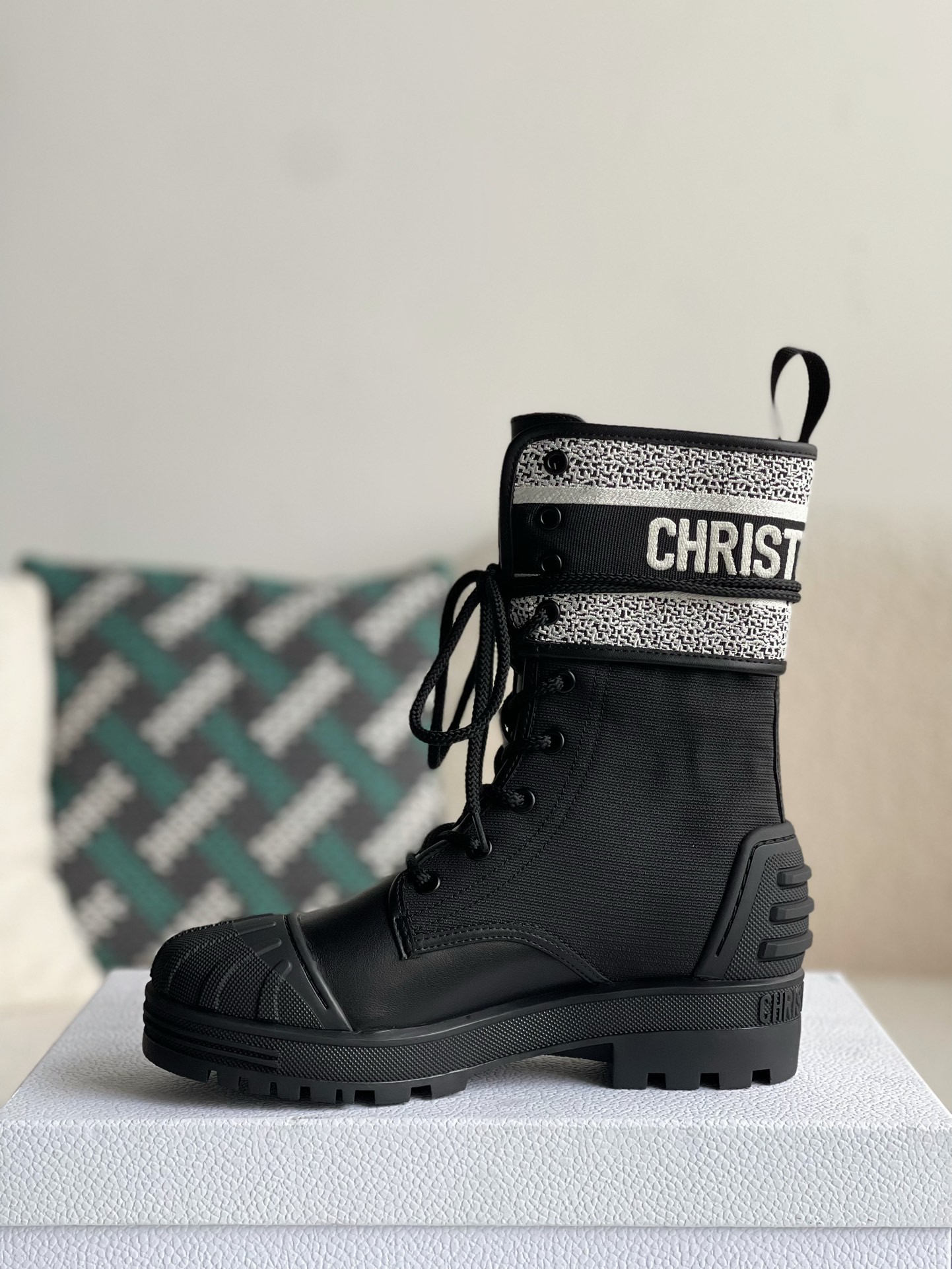 「#783」DIOR D-Major sneaker - Image 4
