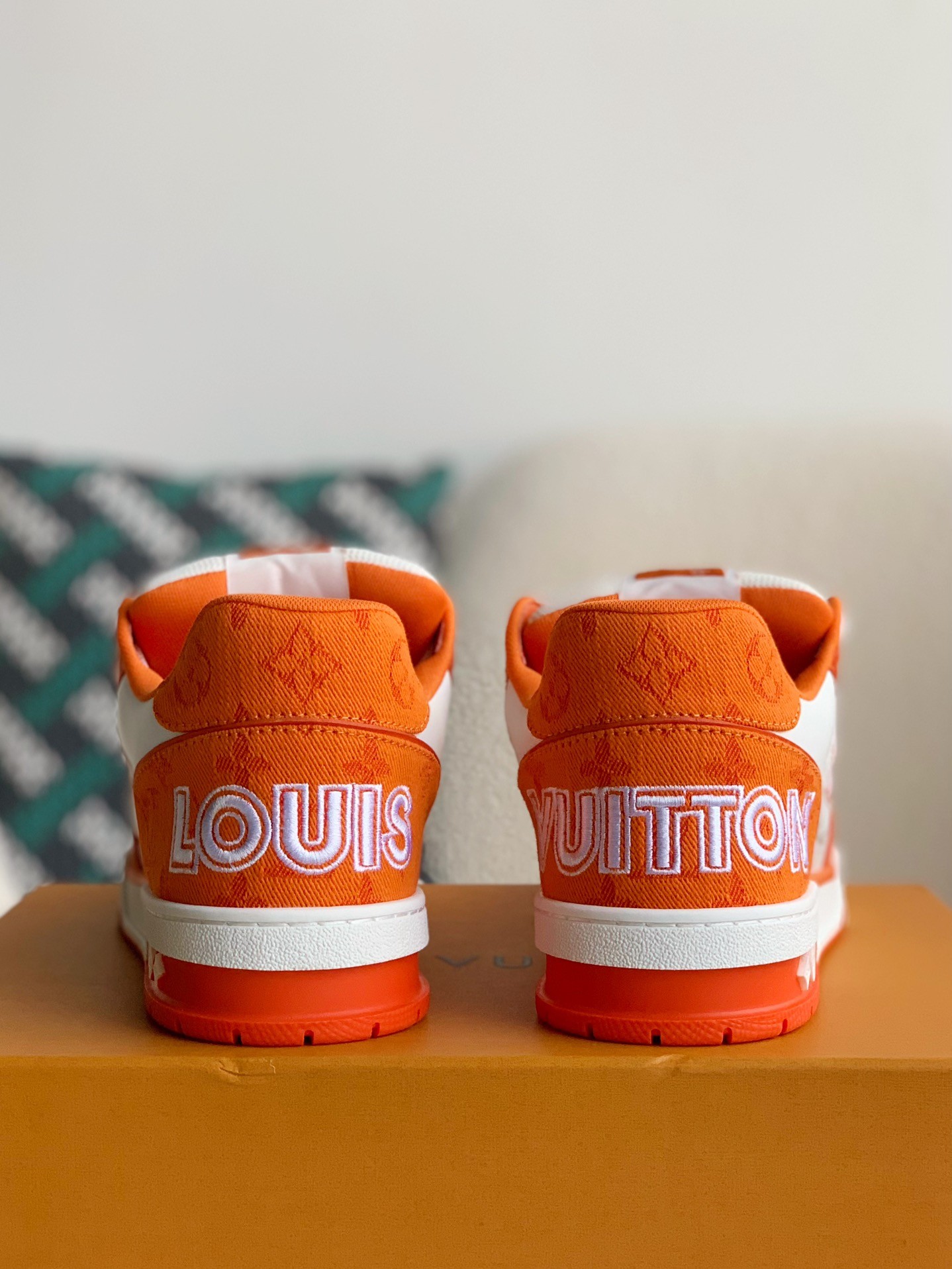 「#786」LOUIS VUITTON Trainer Sneaker - Image 5