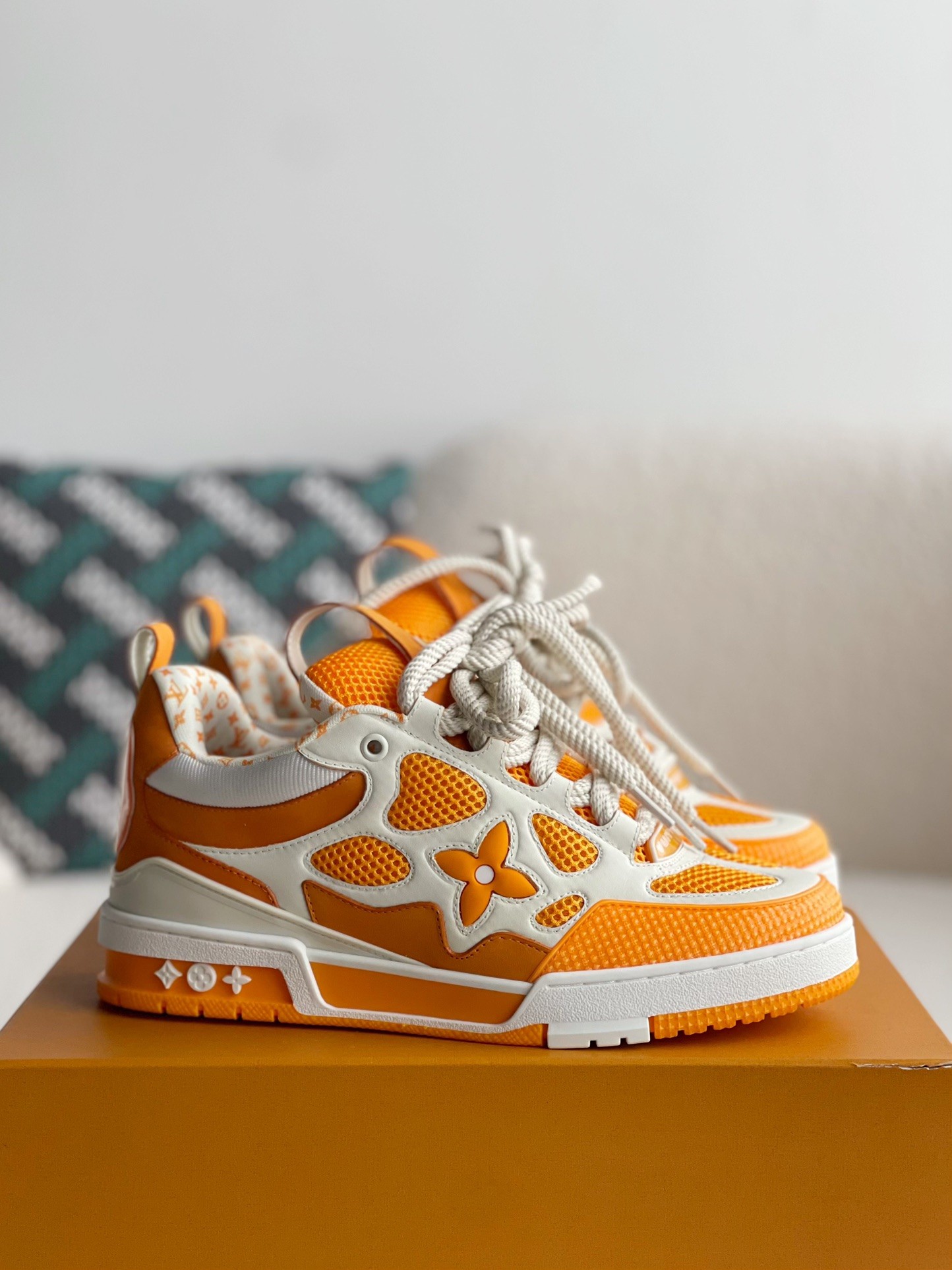 「#763」LOUIS VUITTON Skate Sneaker - Image 2