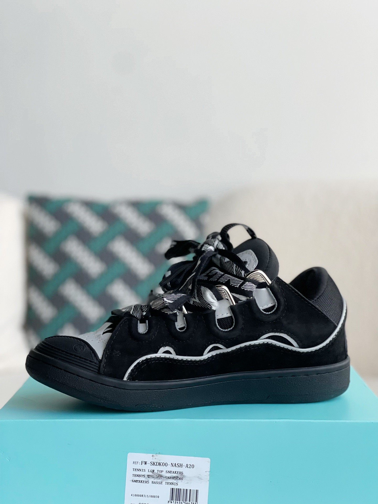 「#793」Lanvin Curb Sneaker - Image 4