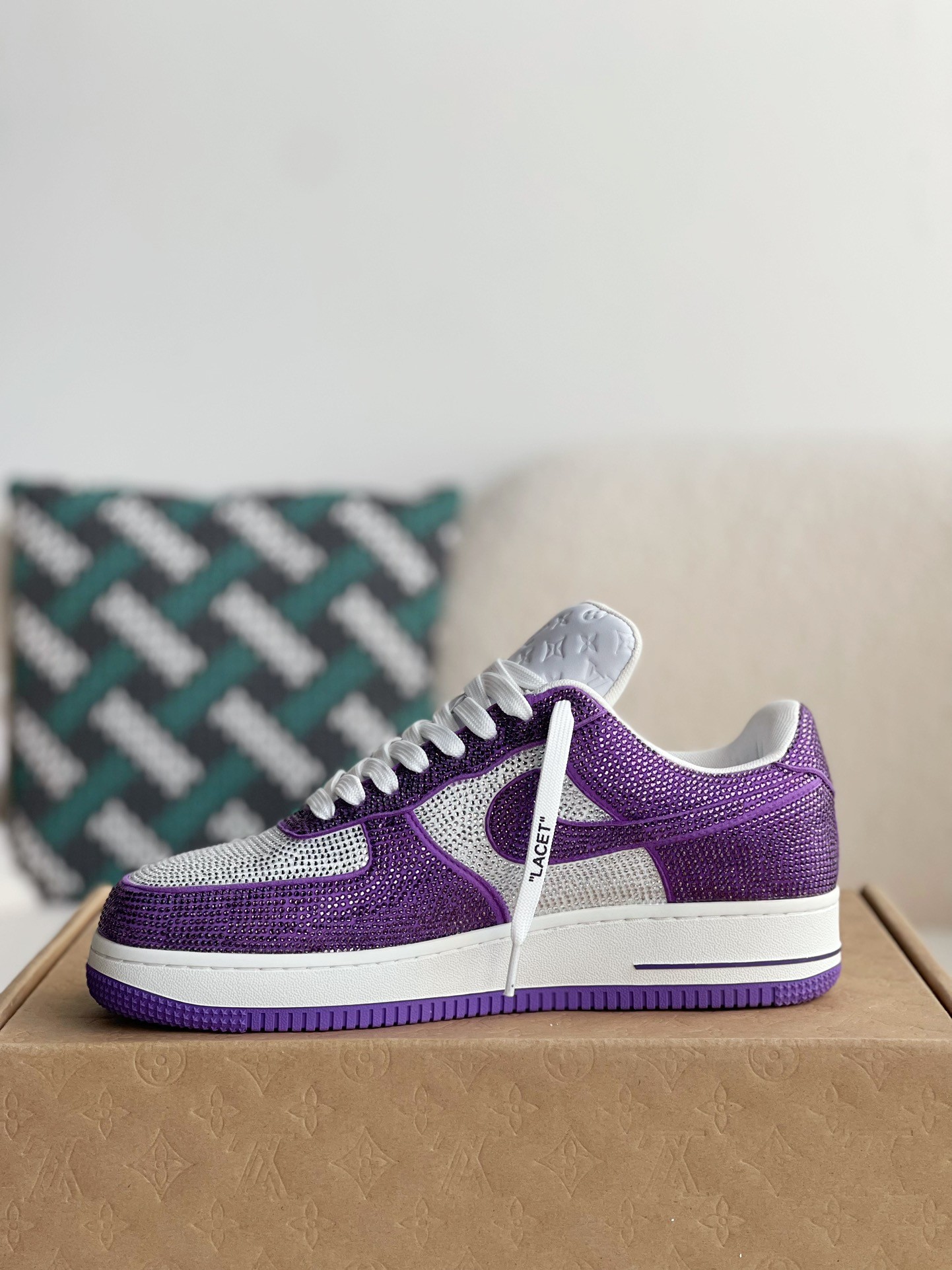 「#798」LOUIS VUITTON X NIKE AIR FORCE 1 SNEAKER - Image 4