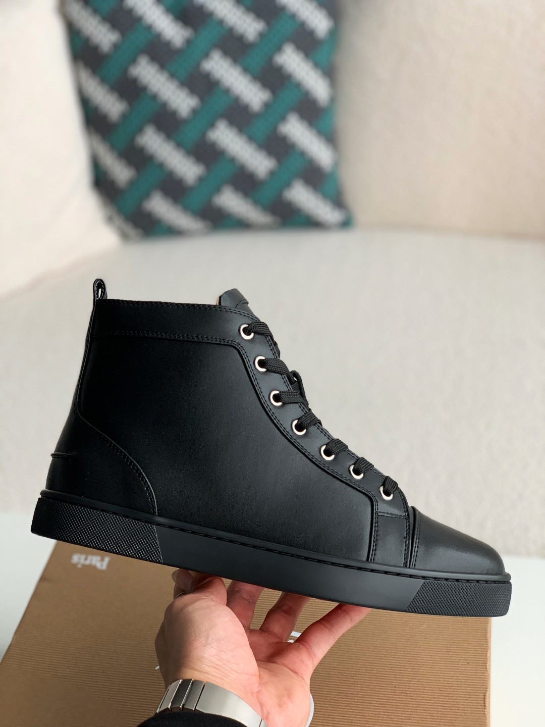 「#817」Christian Louboutin sneakers - Image 4
