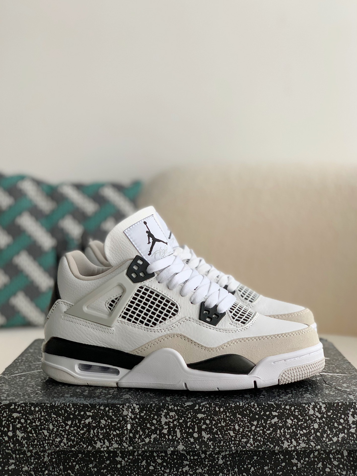「#840」Jordan 4 Retro Military Black - Image 2