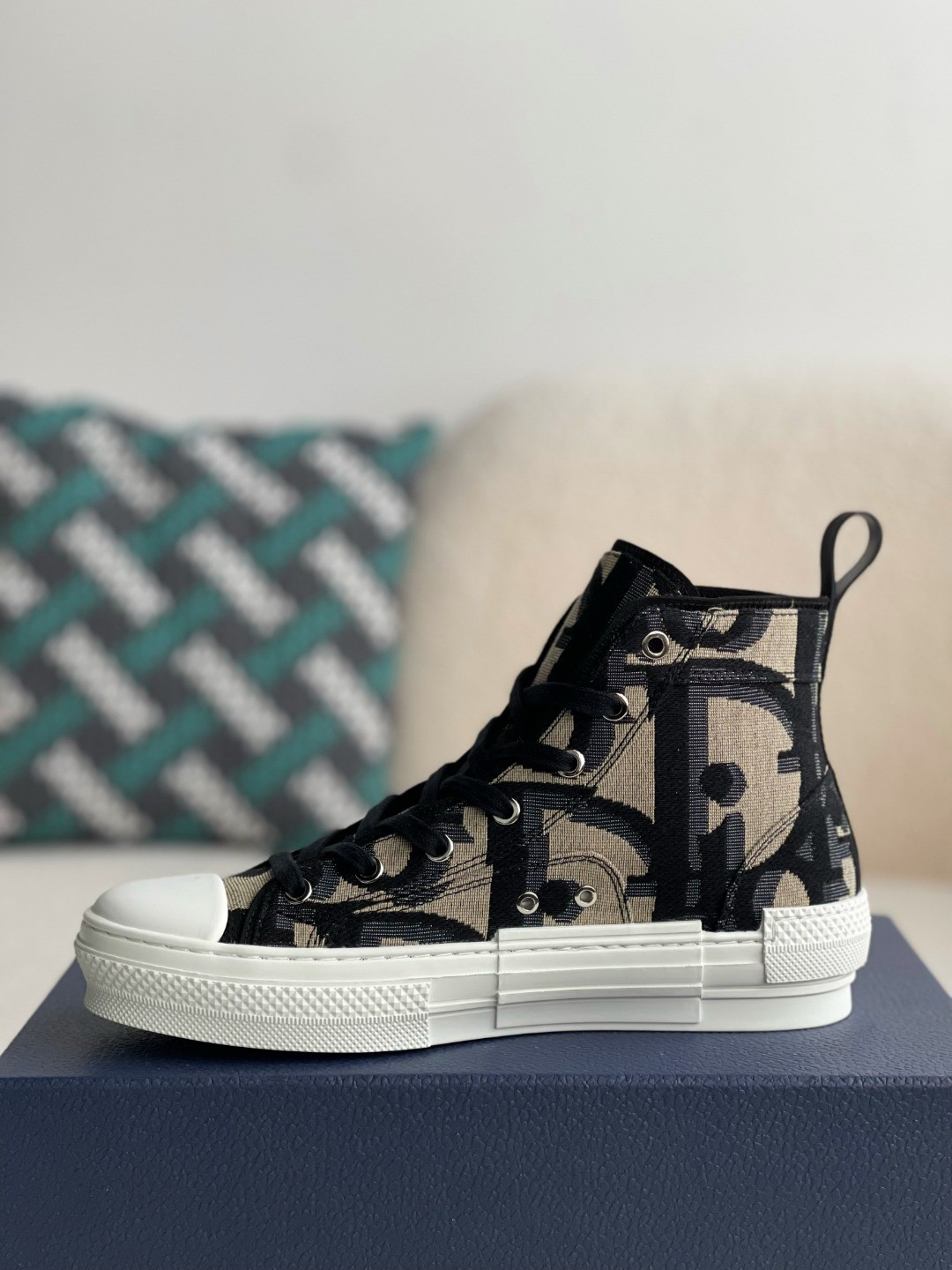 「#842」dior b23 sneaker high