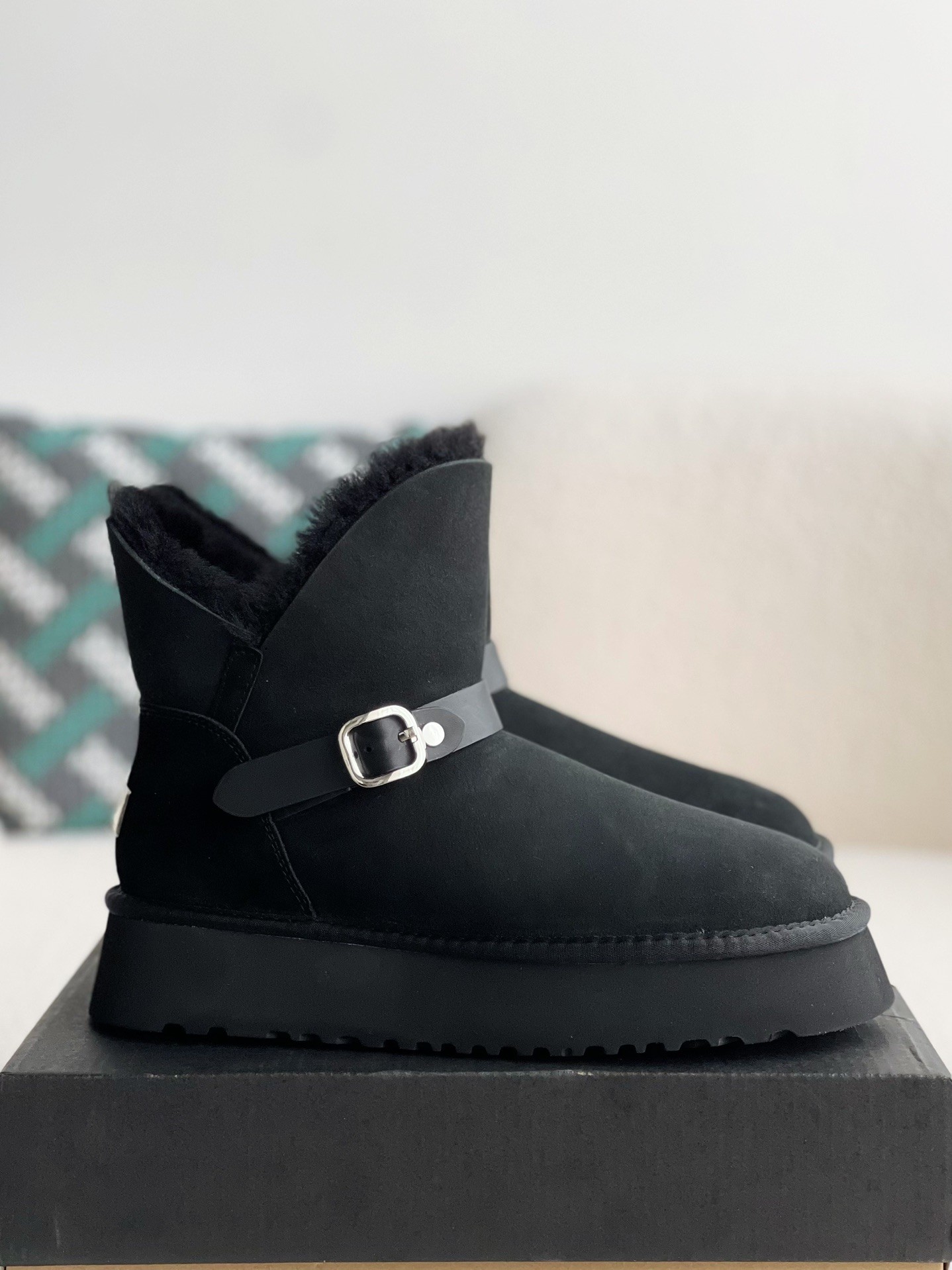 「#856」UGG FE style Snow boots - Image 2