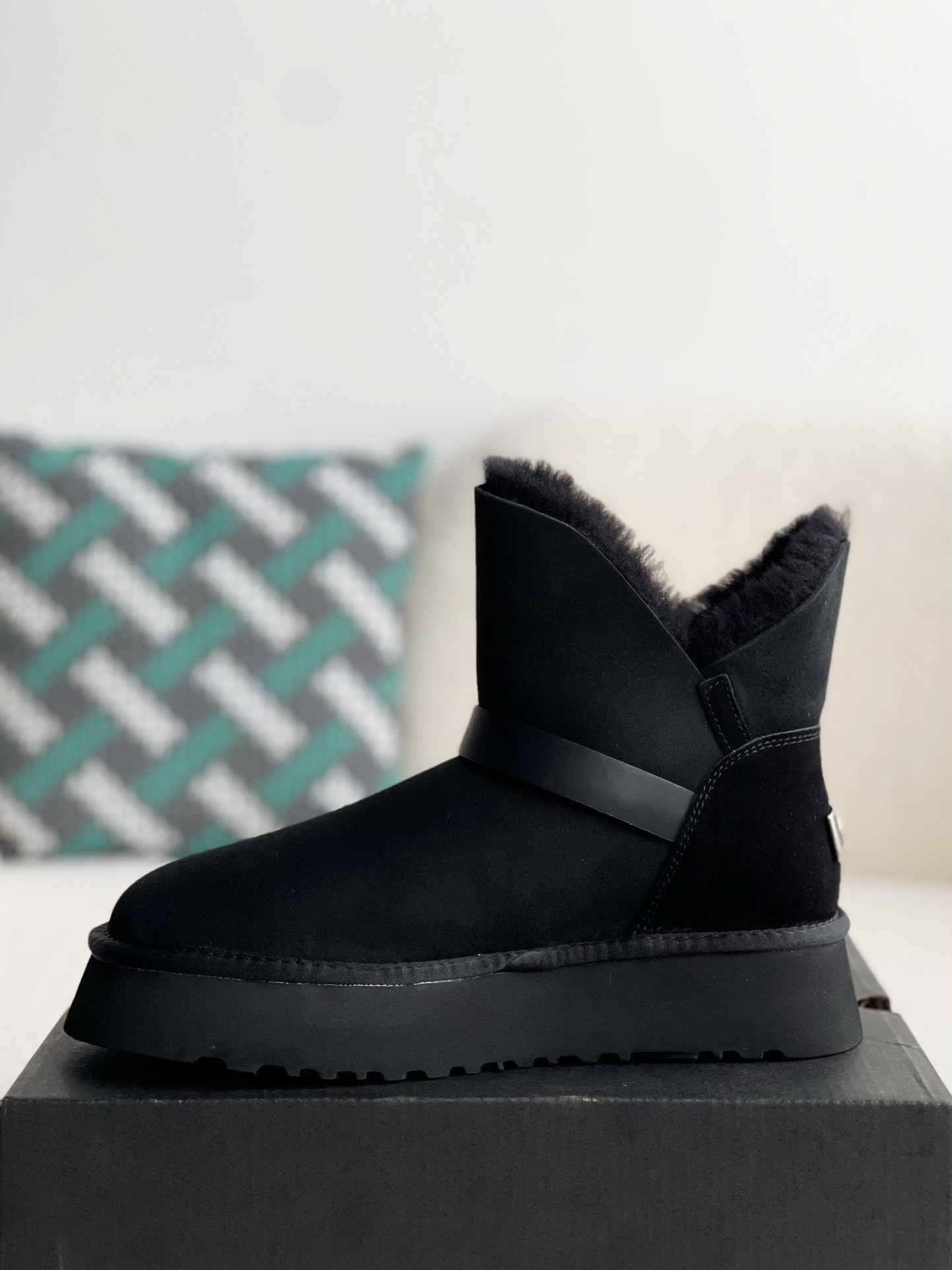「#856」UGG FE style Snow boots - Image 4