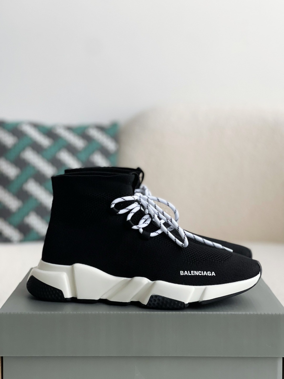「#879」Balenciaga sneakers - Image 2