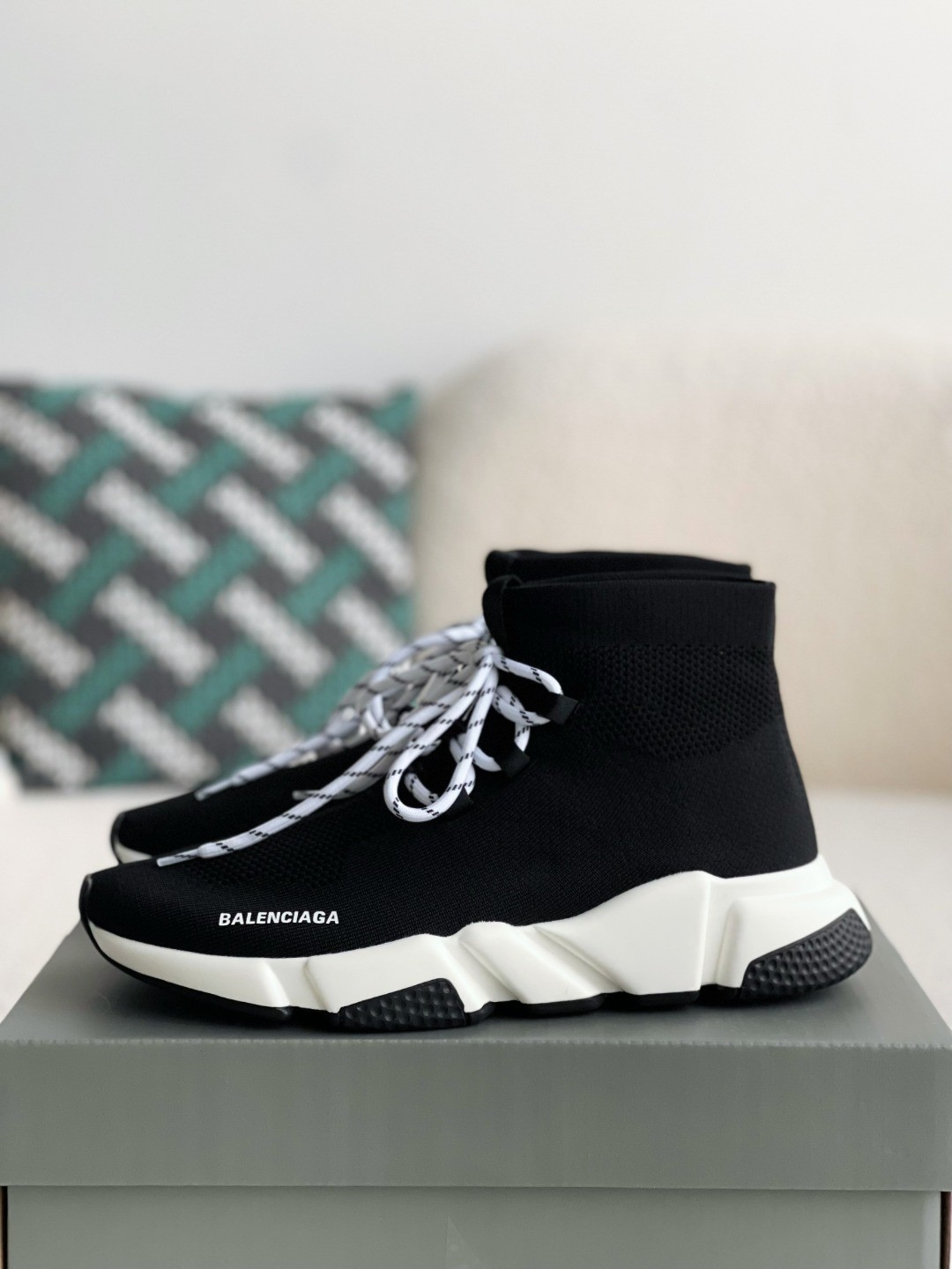 「#879」Balenciaga sneakers
