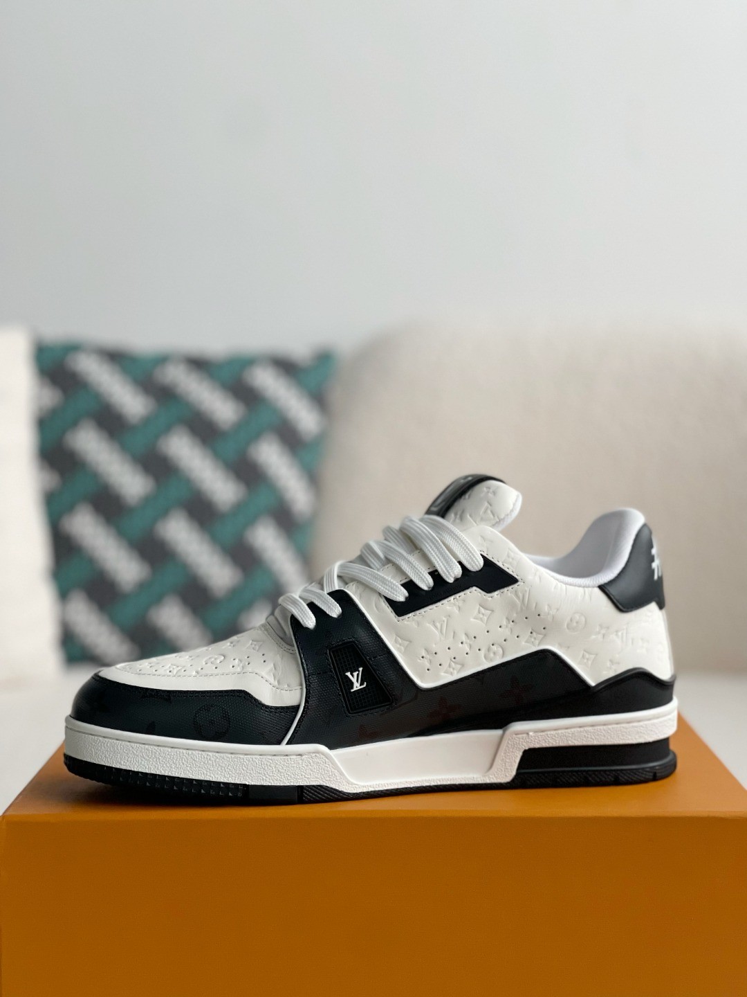 「#333」LOUIS VUITTON TRAINER Sneakers - Image 4