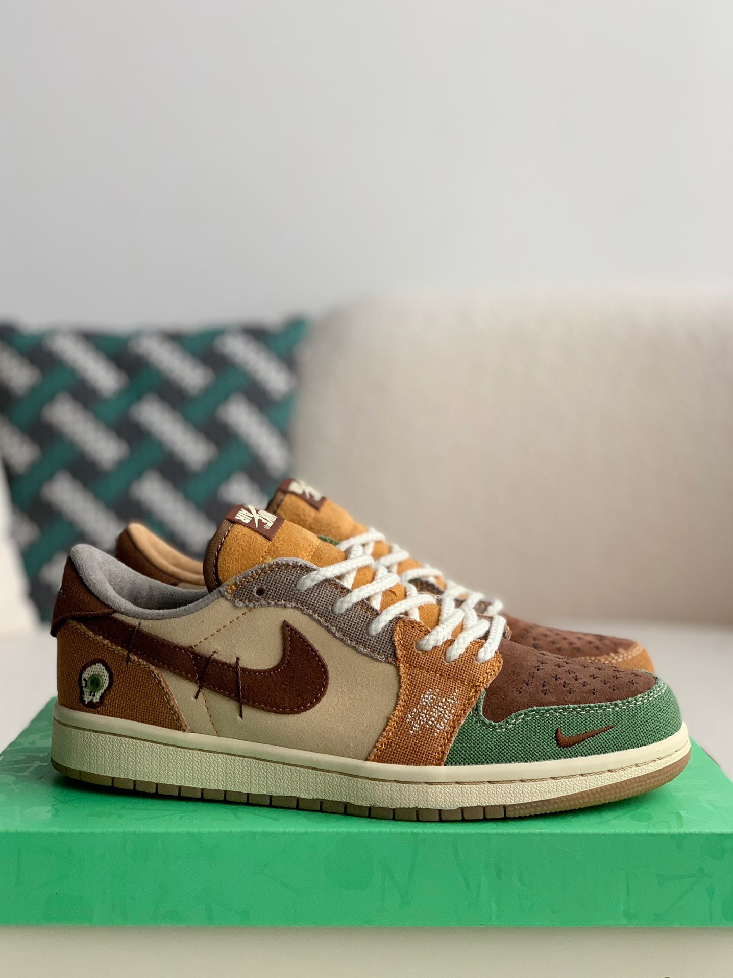 「#784」Nike AirJordan1 sneakers - Image 2
