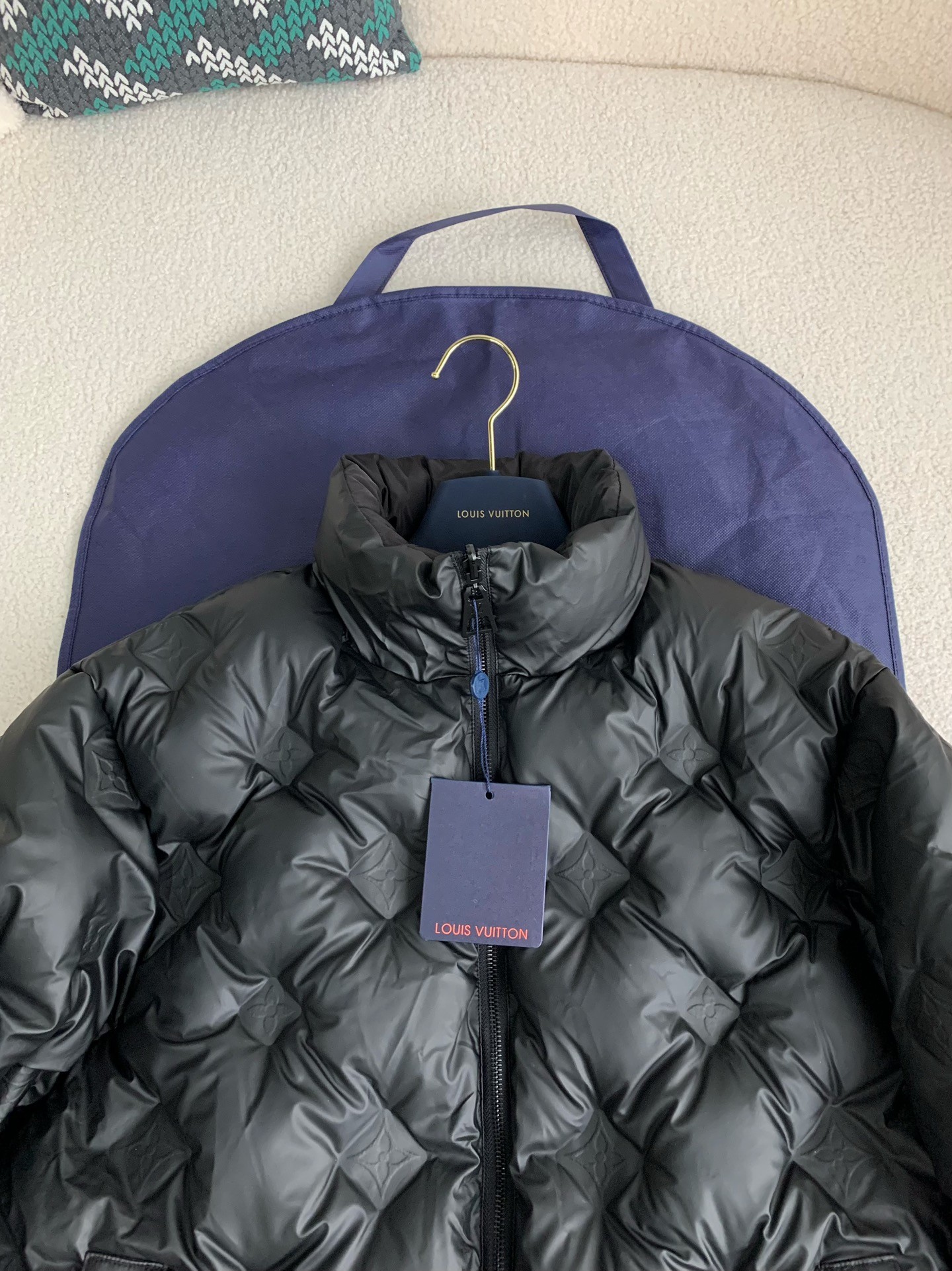 「#933」LOUIS VUITTON LOGO Down Jacket - Image 3