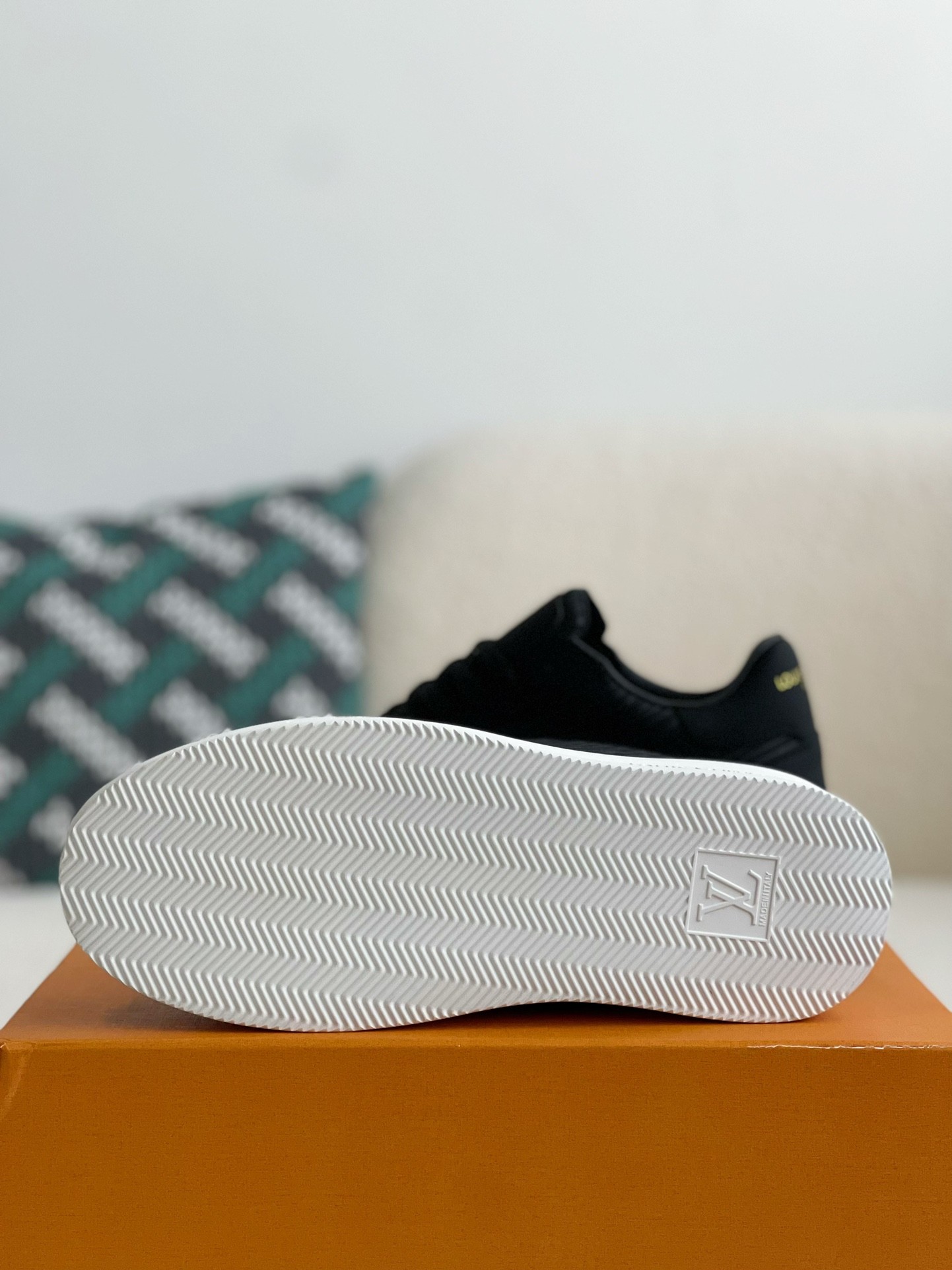 「#927」Louis Vuitton Beverly Hills Sneakers - Image 5