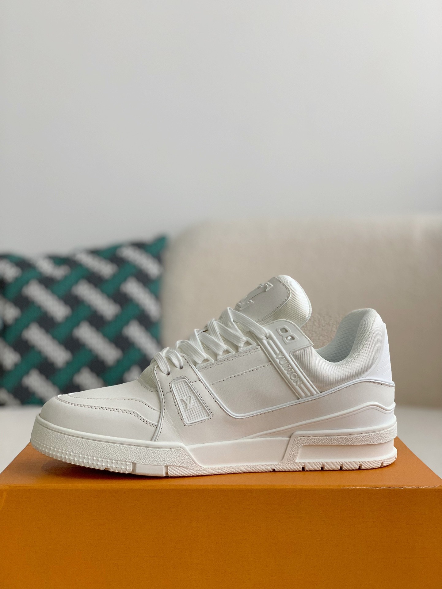 「#259」LOUIS VUITTON TRAINER 1A9IQ5 Sneakers - Image 4