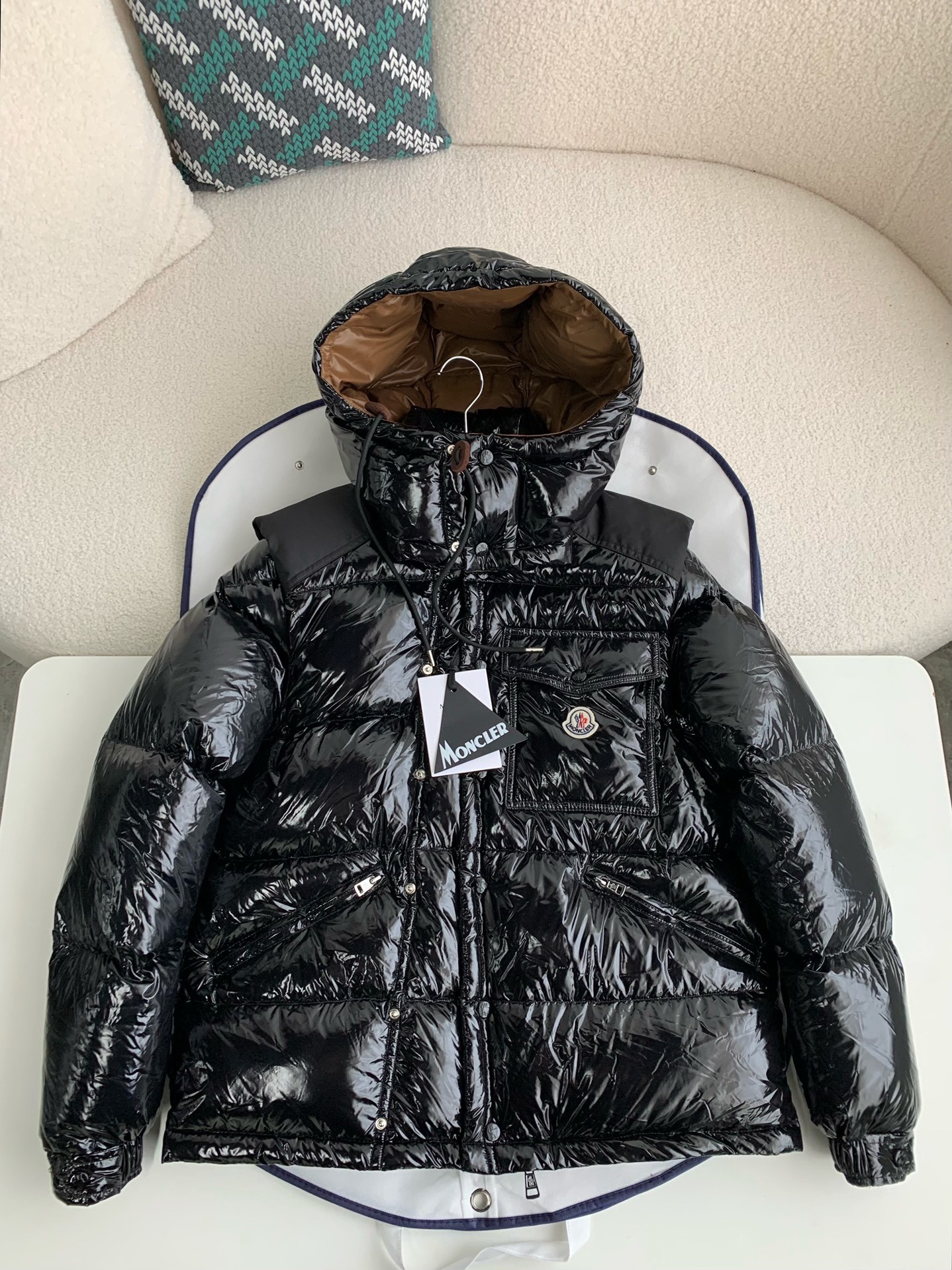 「#948」MONCLER MONTBELIARD DOWN JACKET