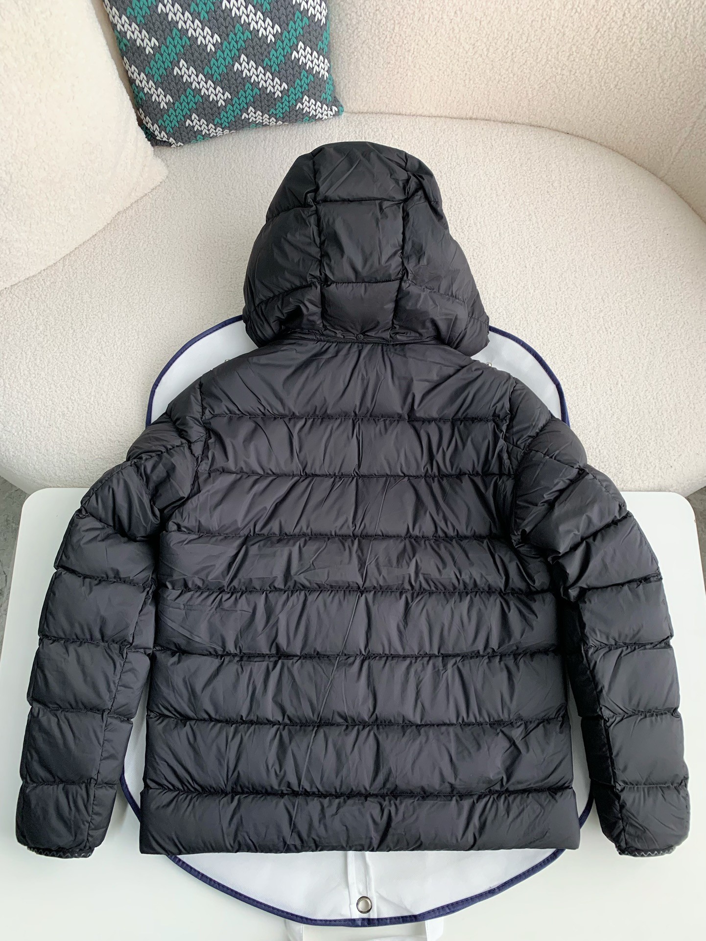 「#949」MONCLER MONTBELIARD DOWN JACKET - Image 4