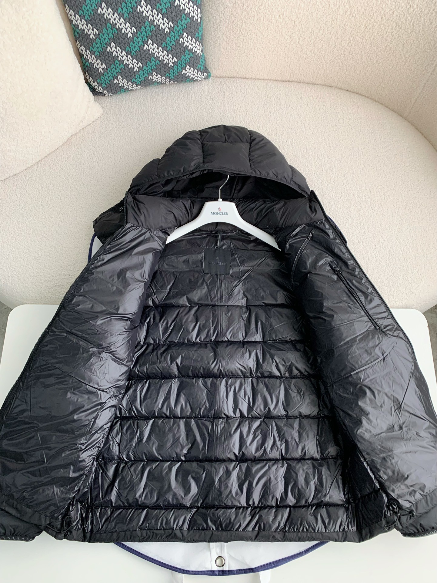 「#949」MONCLER MONTBELIARD DOWN JACKET - Image 5