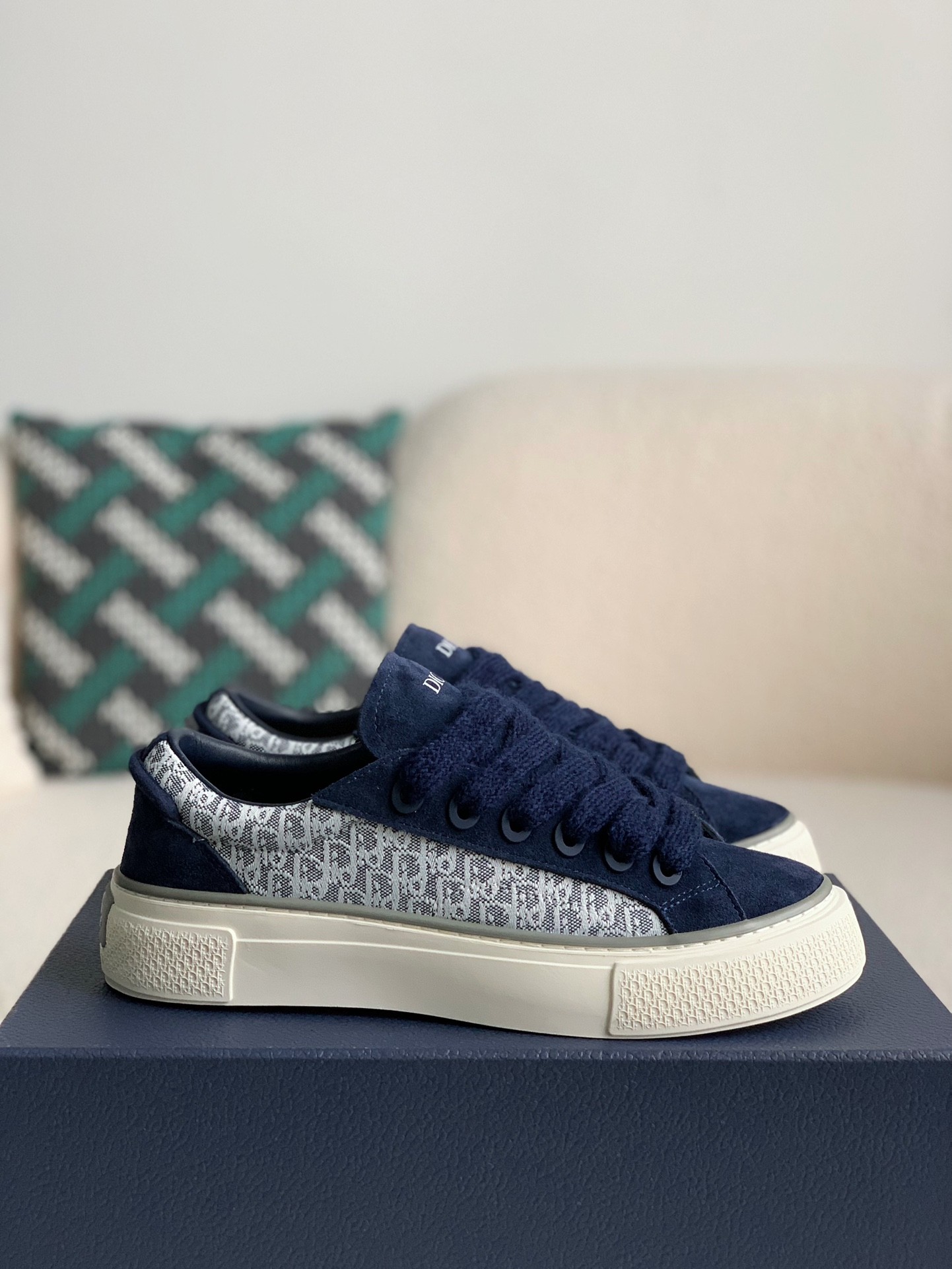 「#963」DIOR New B33 Sneaker - Image 2