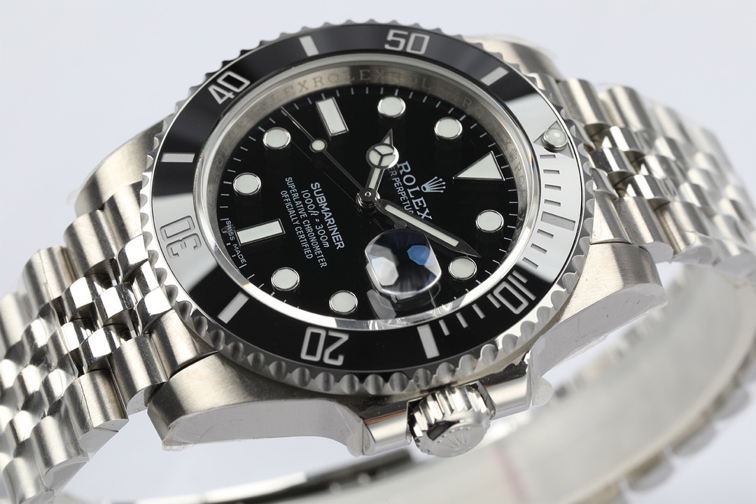 「#975」Rolex Submariner Series 40 Men's Watch - Image 2