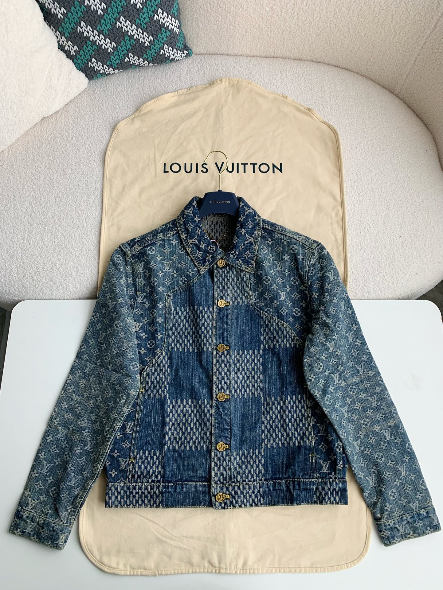 「#987」Louis Vuitton Classic Logo printed all over patchwork denim jacket