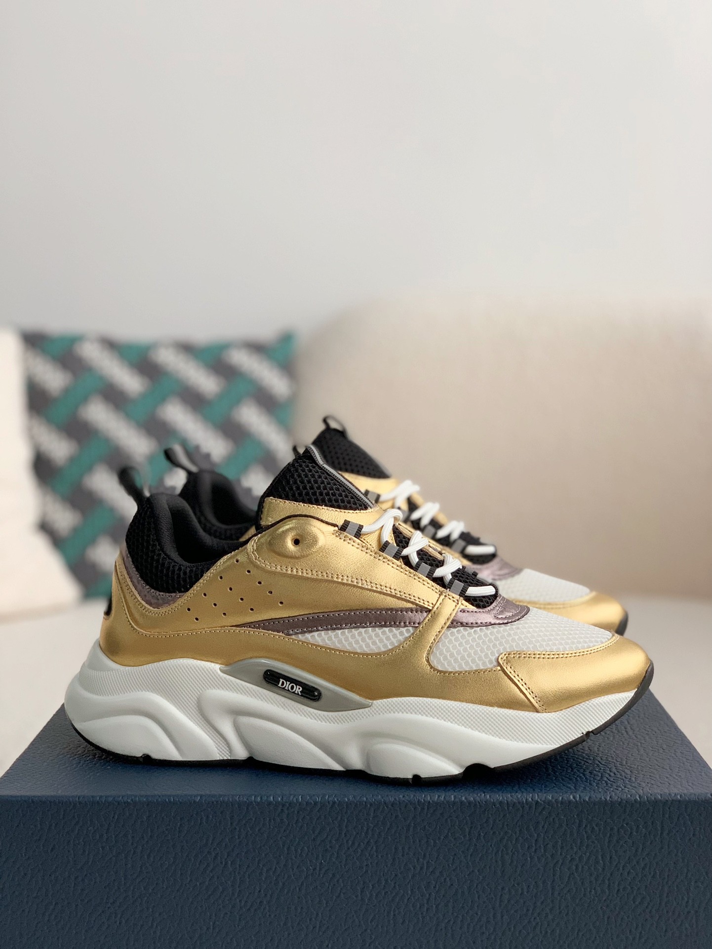 「#997」DIOR classic B22 Clunky Sneaker - Image 2