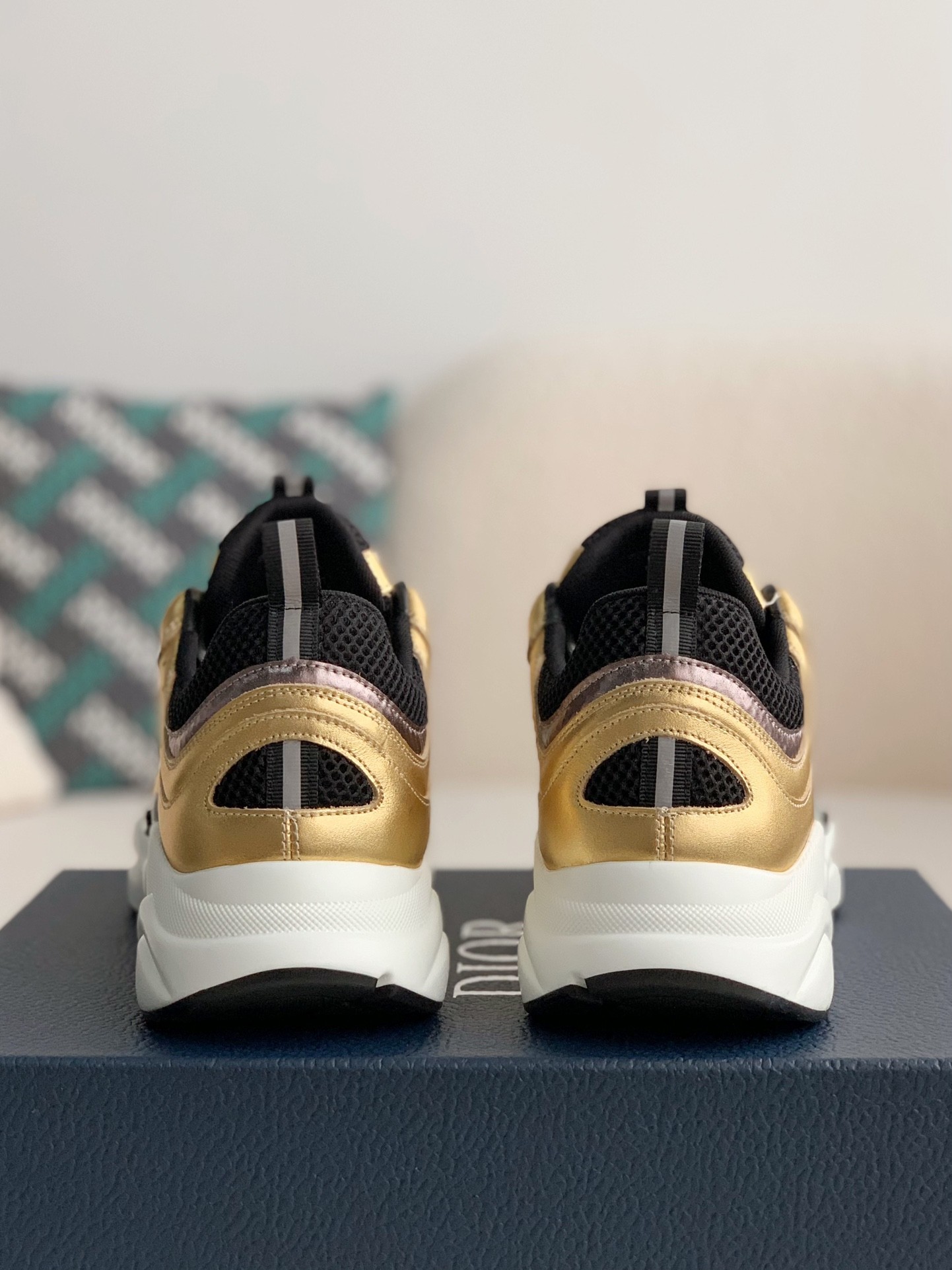 「#997」DIOR classic B22 Clunky Sneaker - Image 3