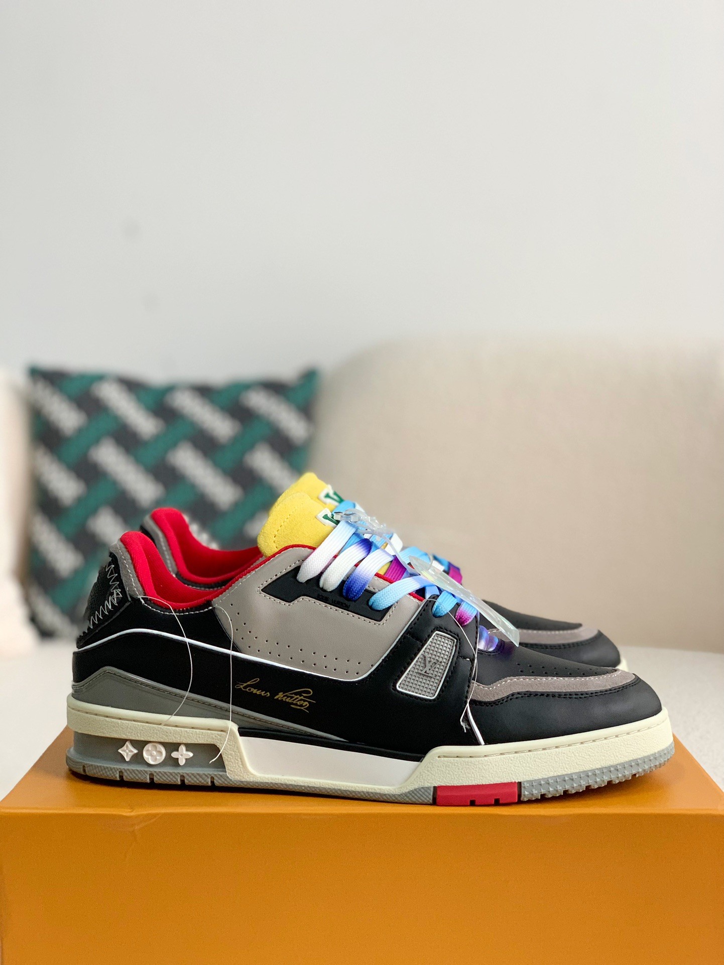 「#1034」LOUIS VUITTON TRAINER 1A9IQ5 Sneakers - Image 2