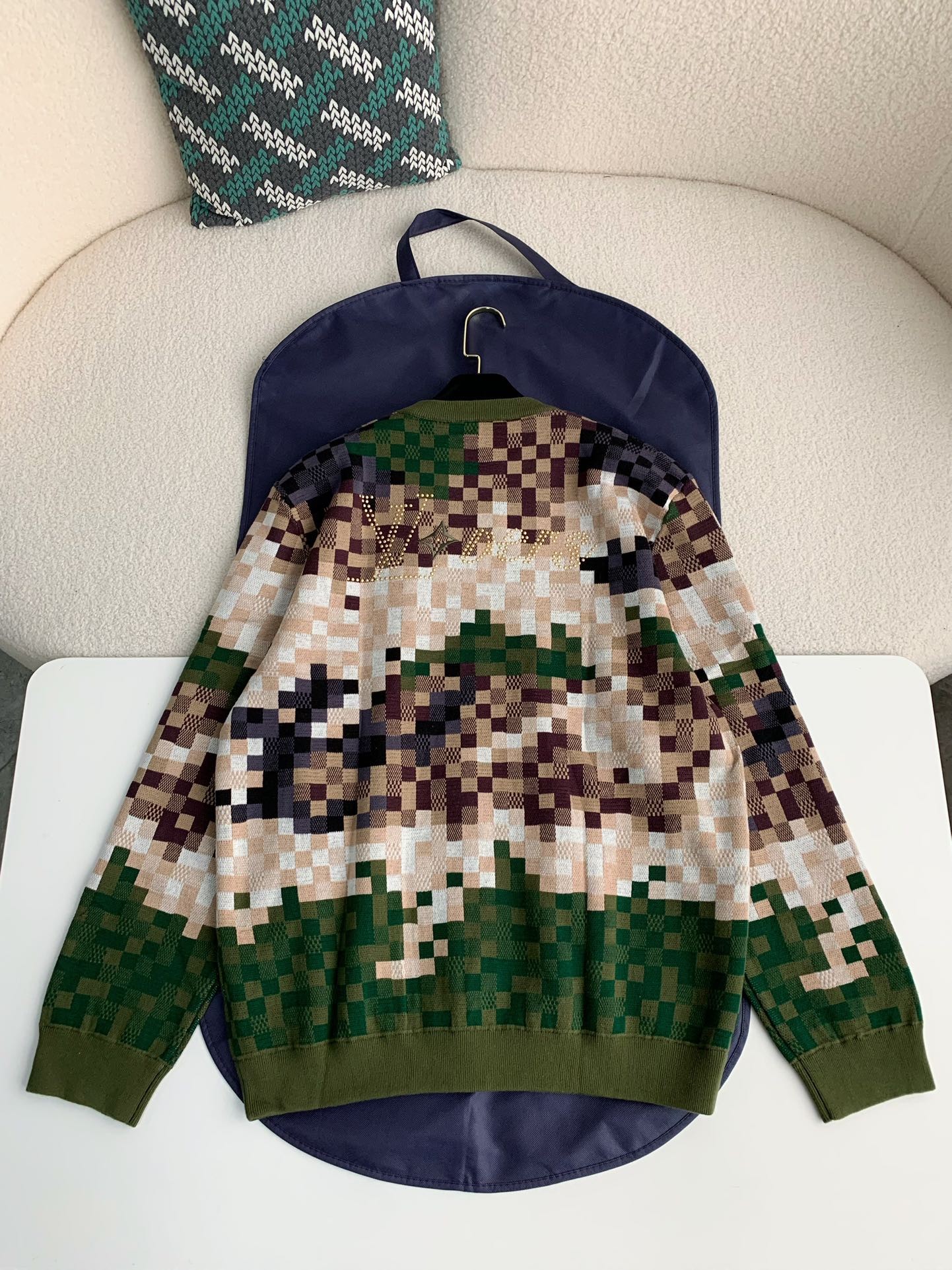 「#1108」Louis Vuitton Clothes - Image 4