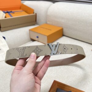 「#1139」LOUIS VUITTON Ladies Belt