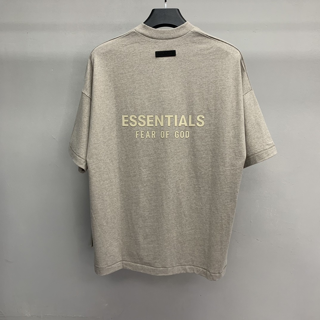 「#1156」Balenciaga Cloud Series v-neck T-shirt - Image 3