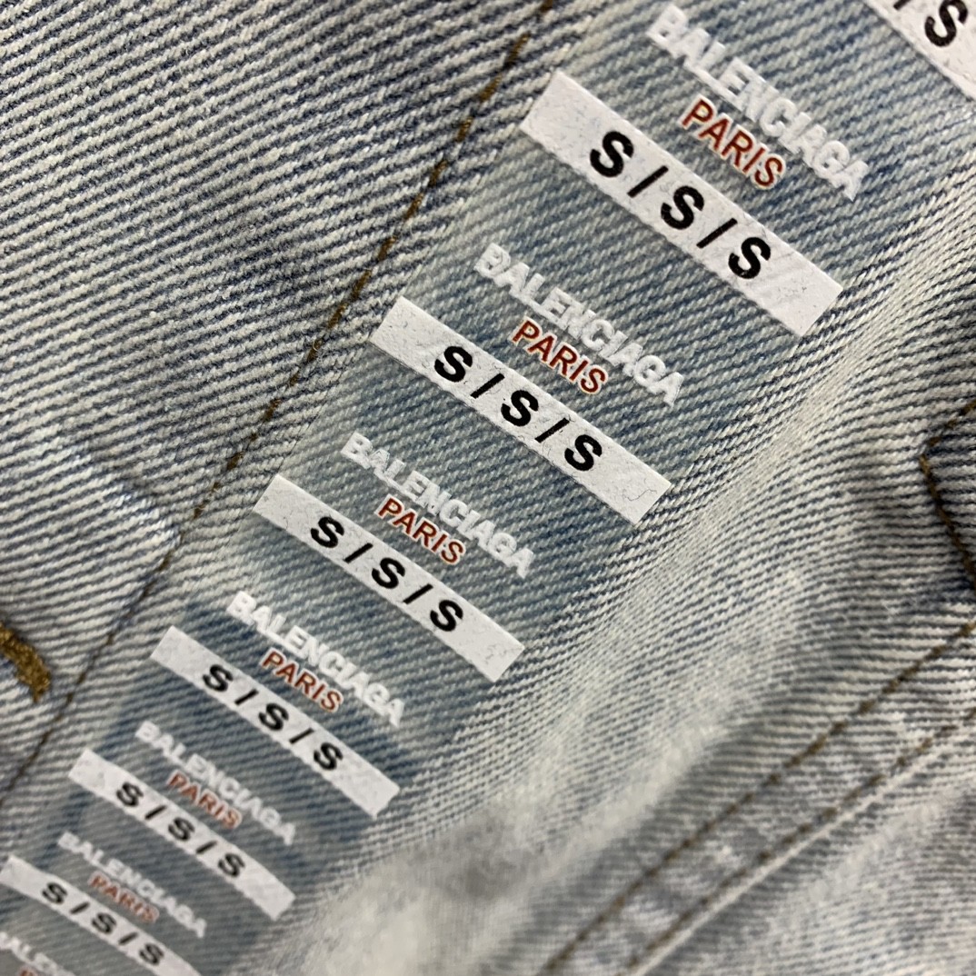 「#1209」Balenciaga size logo offset denim jacket - Image 4
