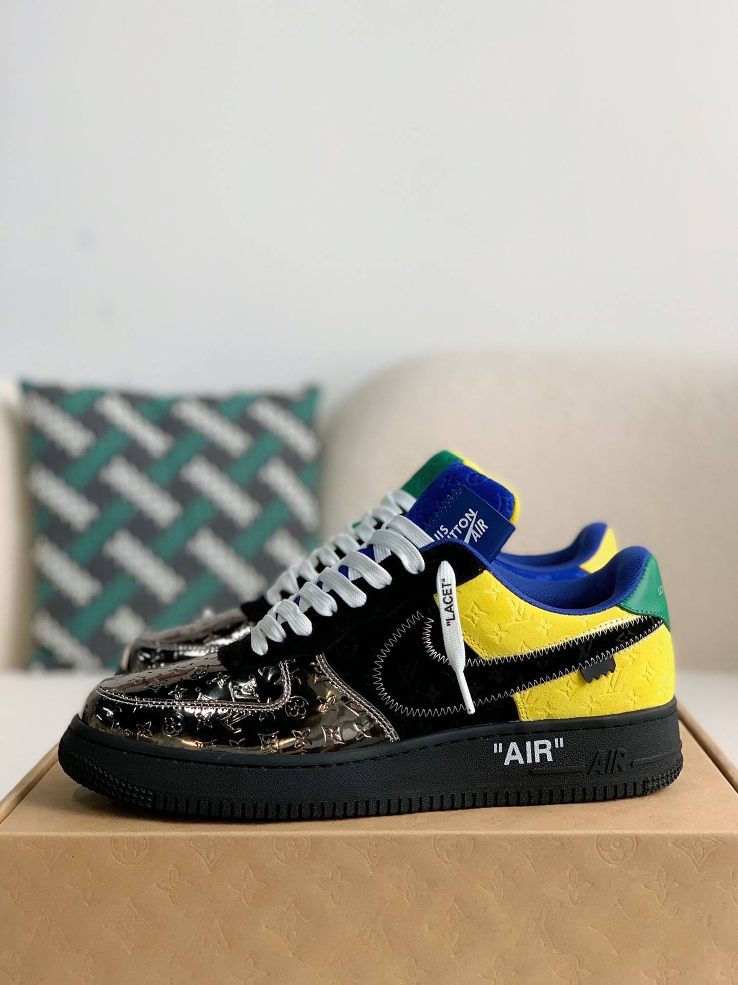「#158」LOUIS VUITTON X NIKE AIR FORCE 1 Sneaker
