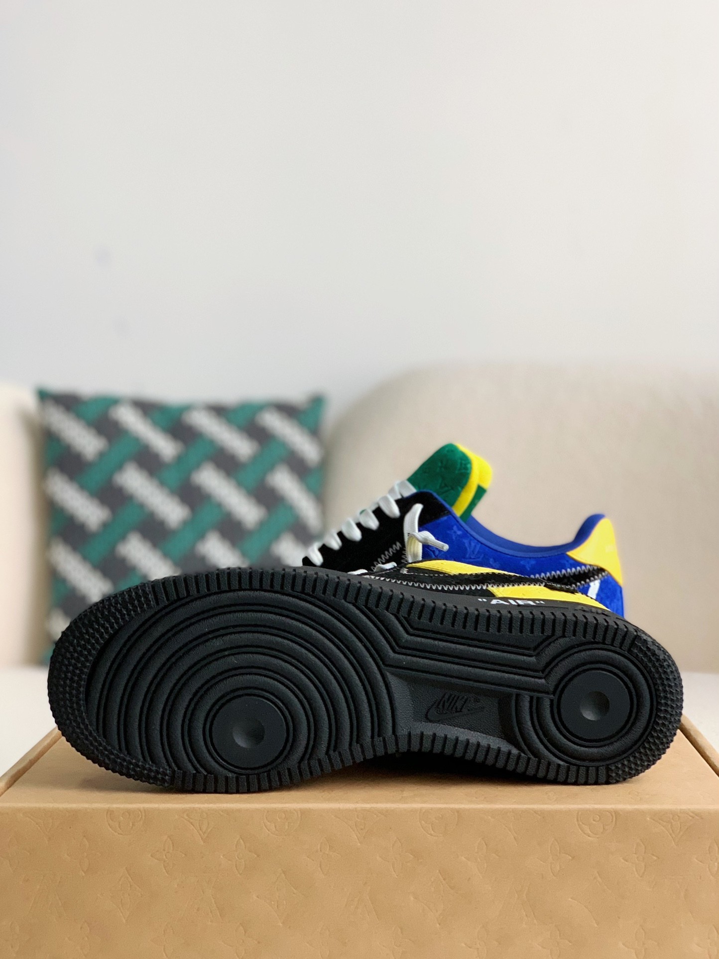 「#158」LOUIS VUITTON X NIKE AIR FORCE 1 Sneaker - Image 5