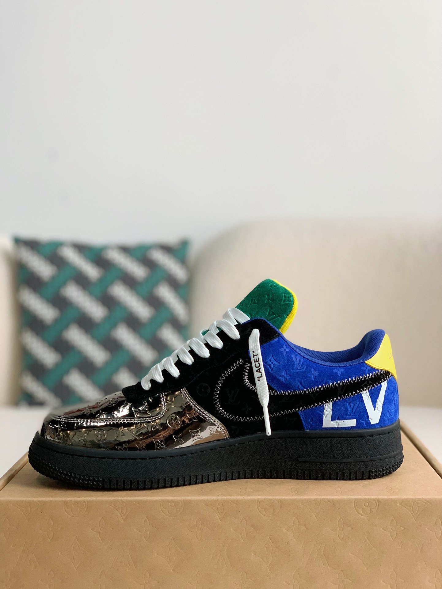 「#158」LOUIS VUITTON X NIKE AIR FORCE 1 Sneaker - Image 4