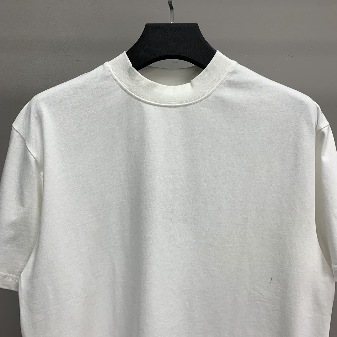 「#1215」Paris royal crown hot diamond short sleeve t-shirt - Image 3
