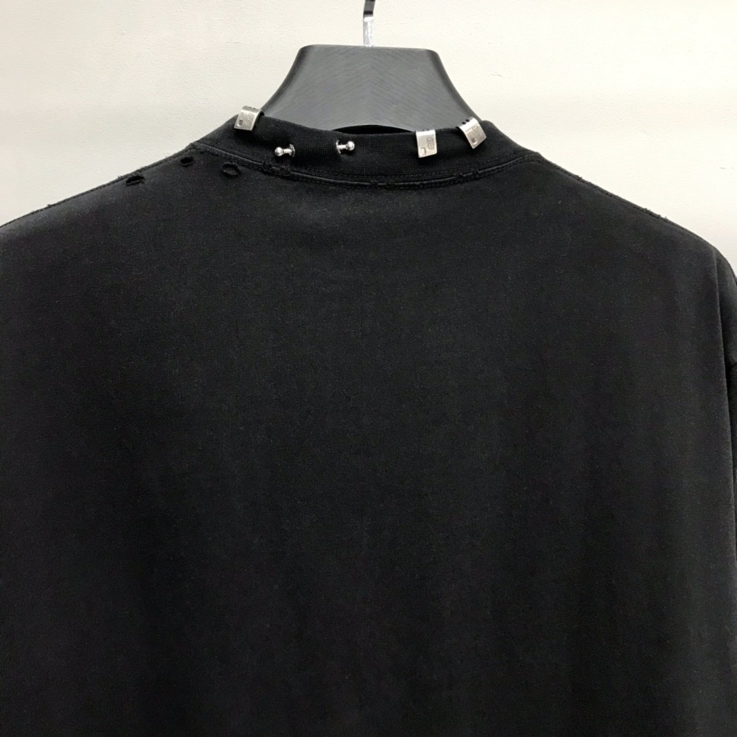 「#1241」Balenciaga neckline hardware perforated T-shirt - Image 4