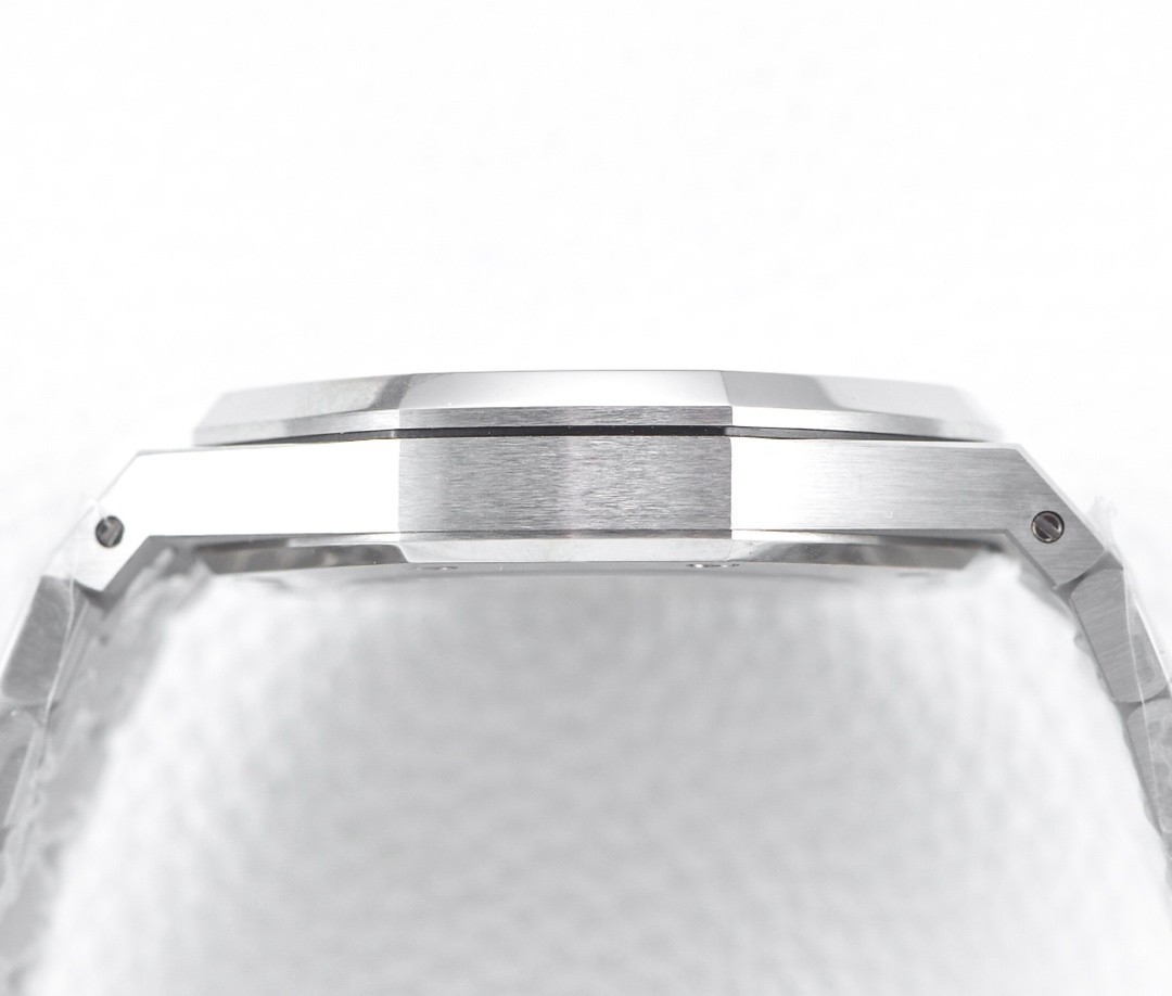 「#1294」Audemars Piguet Royal Oak 15400 Series Men's Watch 41mm - Image 4