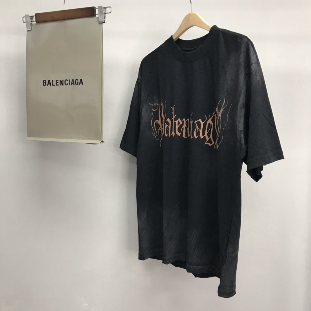 「#1358」Balenciaga Sanskrit lettering industrial paint T-shirt - Image 4