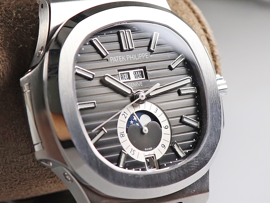 「#1399」PATEK PHILIPPE 5726 series watch - Image 4