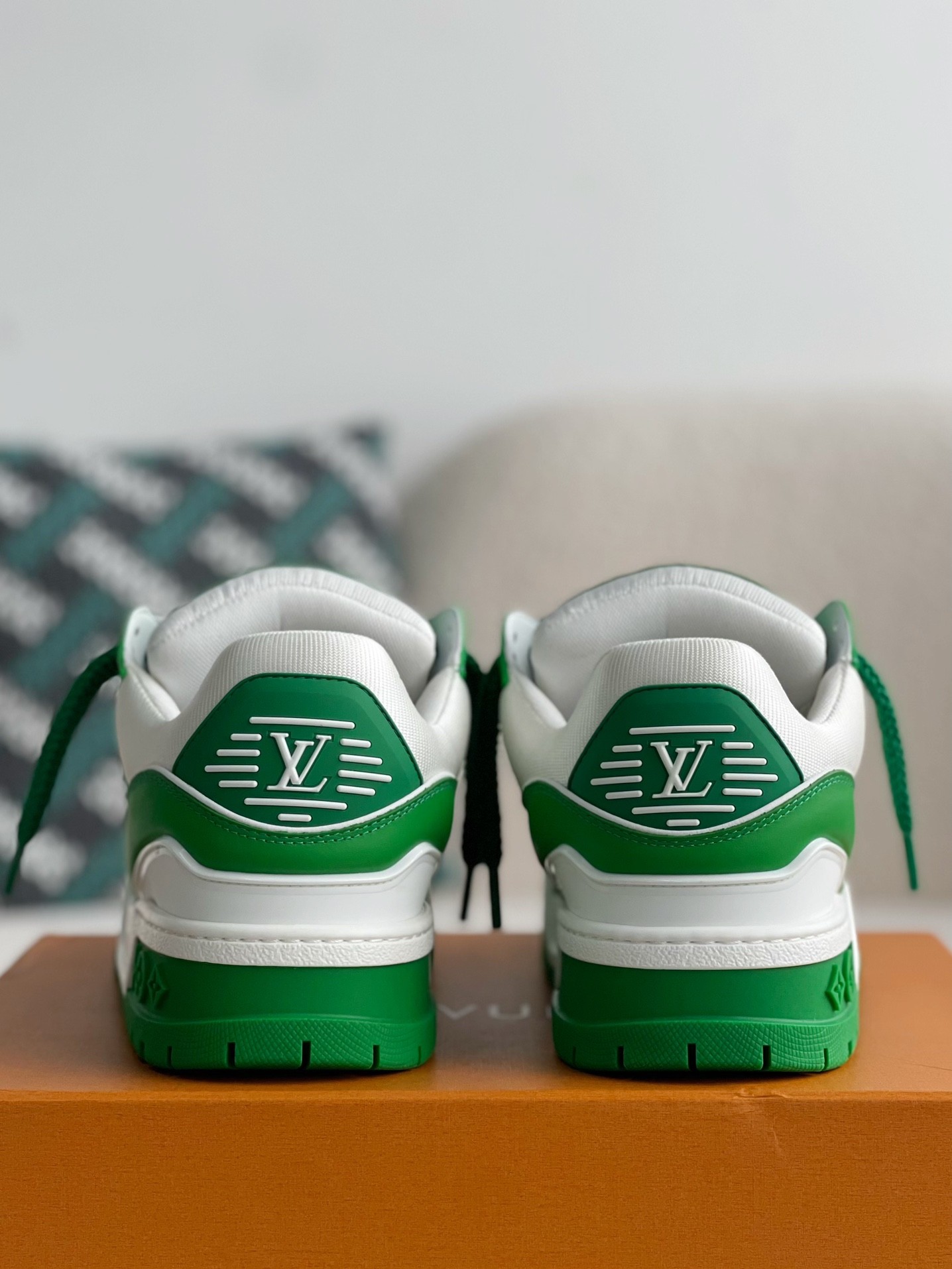 「#1562」LOUIS VUITTON TRAINER 2023Show style Sneakers - Image 3