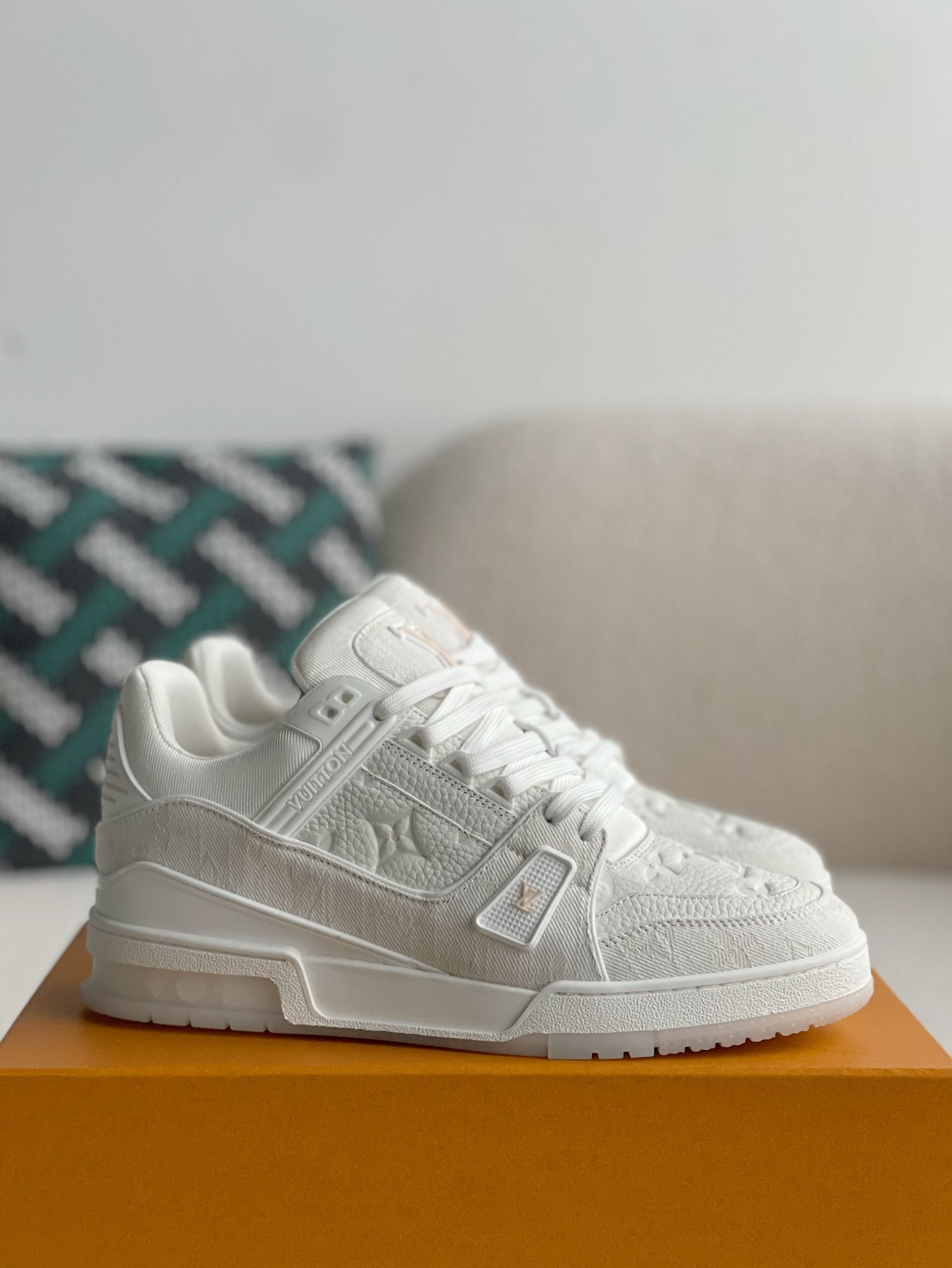 「#128」LOUIS VUITTON TRAINER 1A8FN8 Sneakers - Image 2