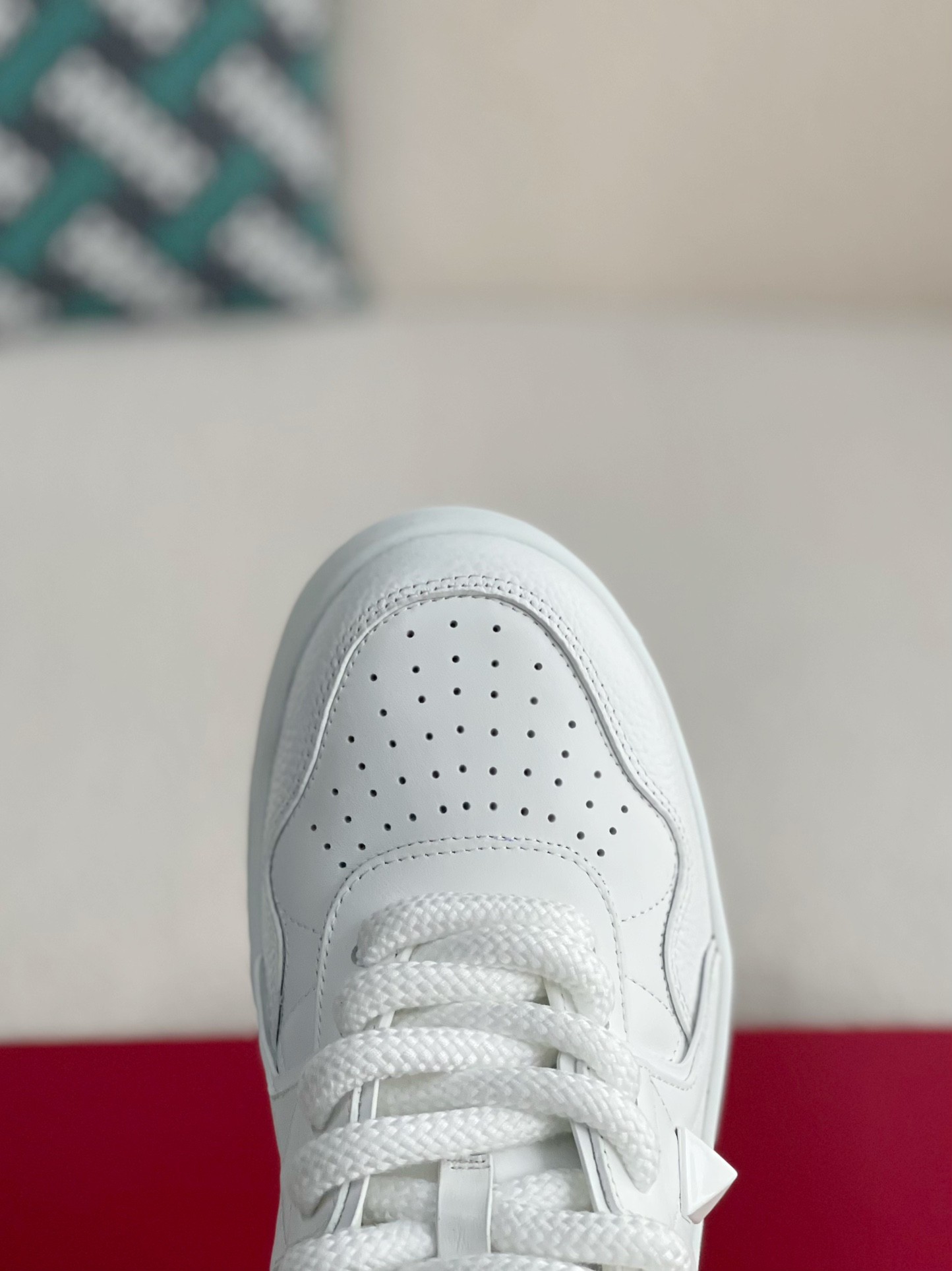 「#349」Valentino one stud sneakers - Image 9